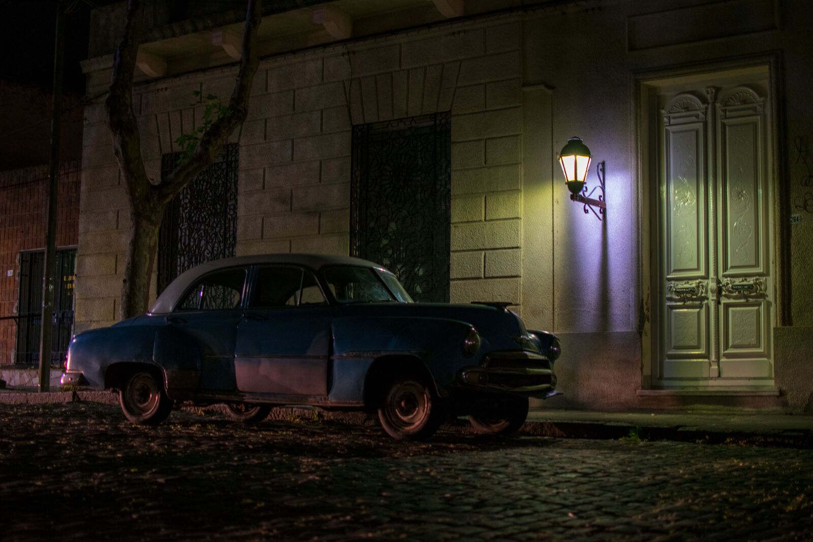 Nikon D3300 sample photo. Oldtimer, old car, road photography