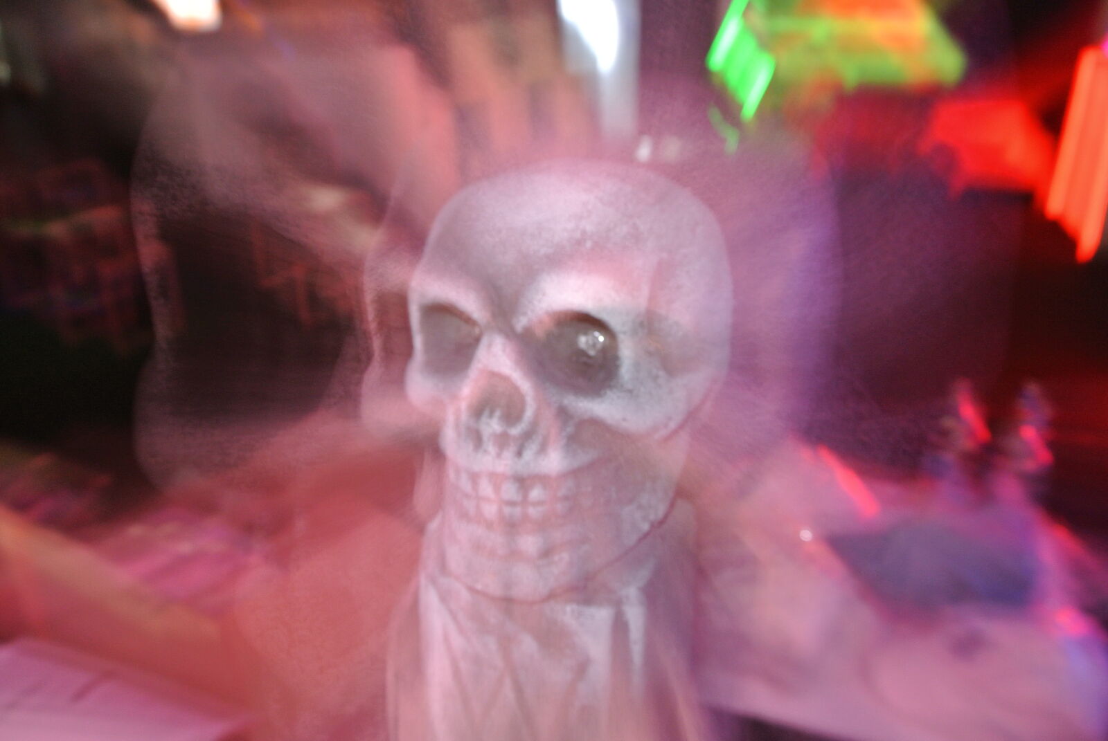 Nikon 1 J1 sample photo. Ghost photography