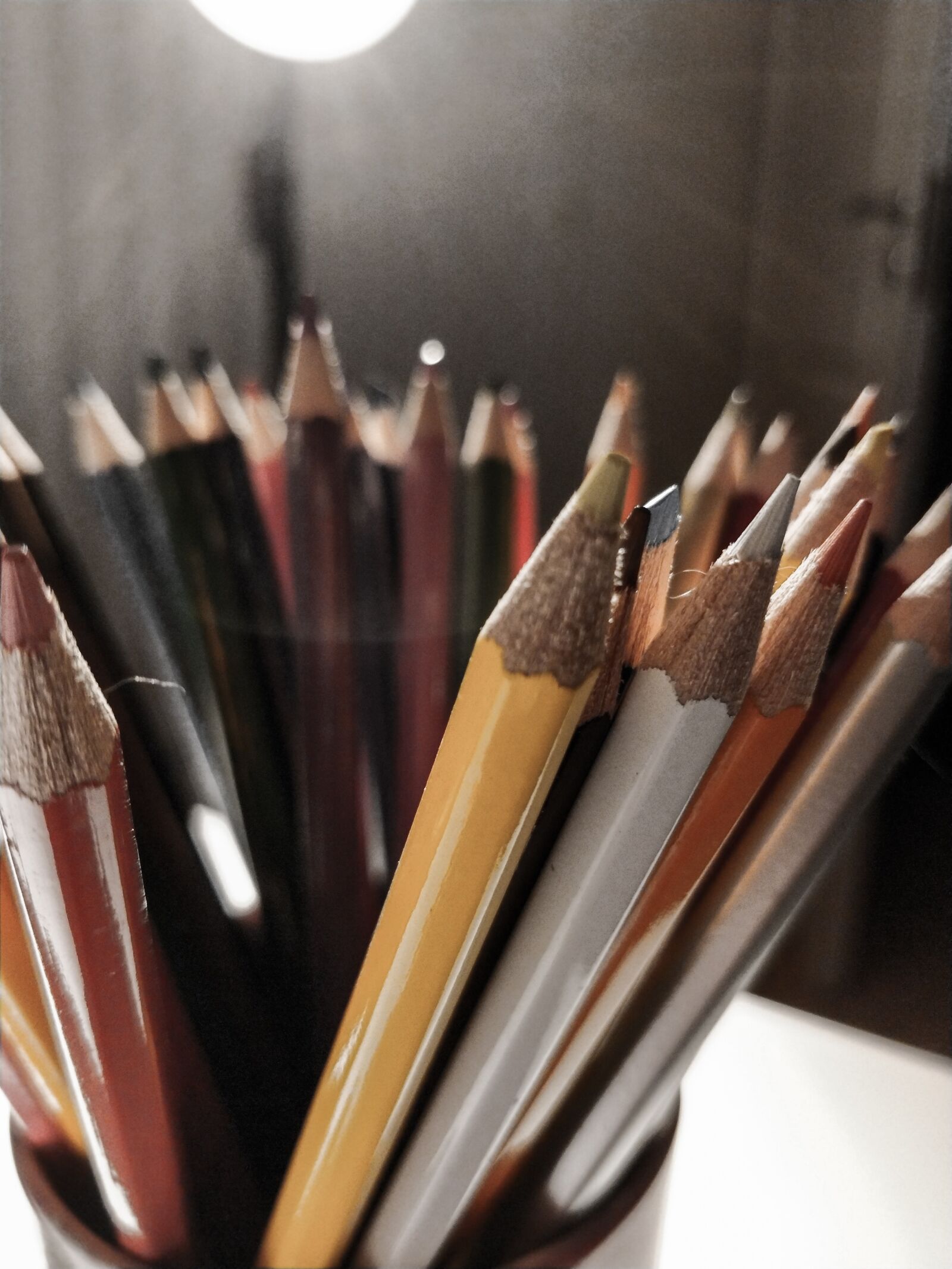 OnePlus 5T sample photo. Pencils, colours, light photography