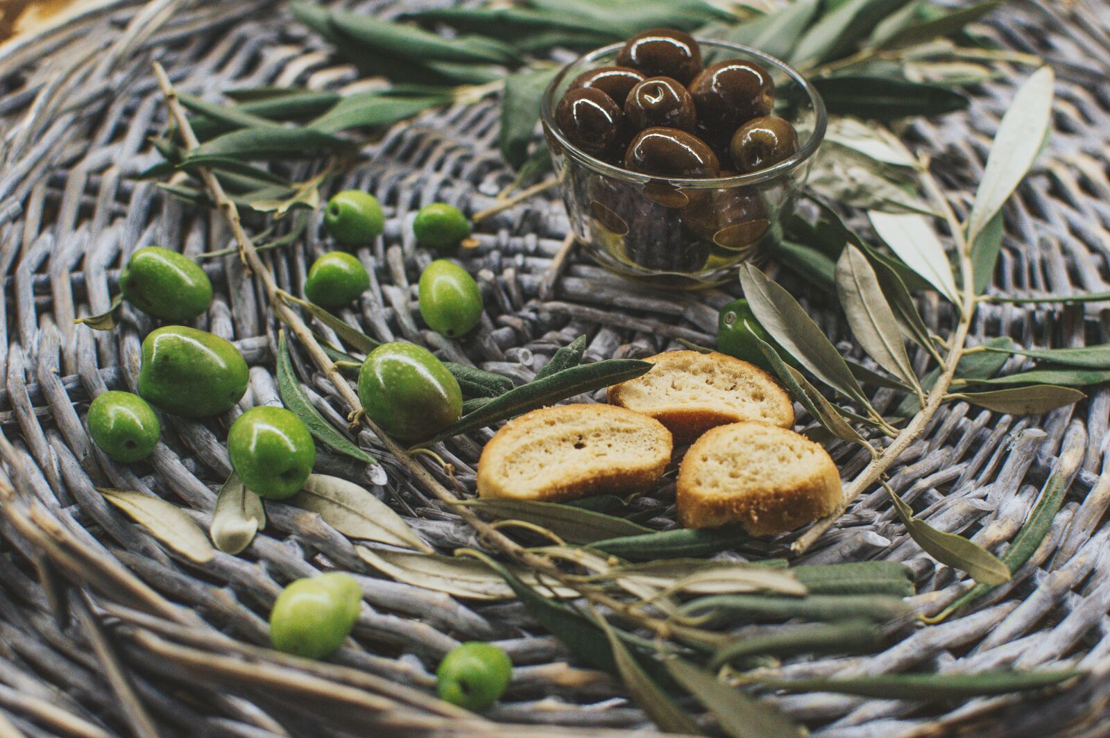 Nikon D3200 sample photo. Olives, green, mediterranean photography