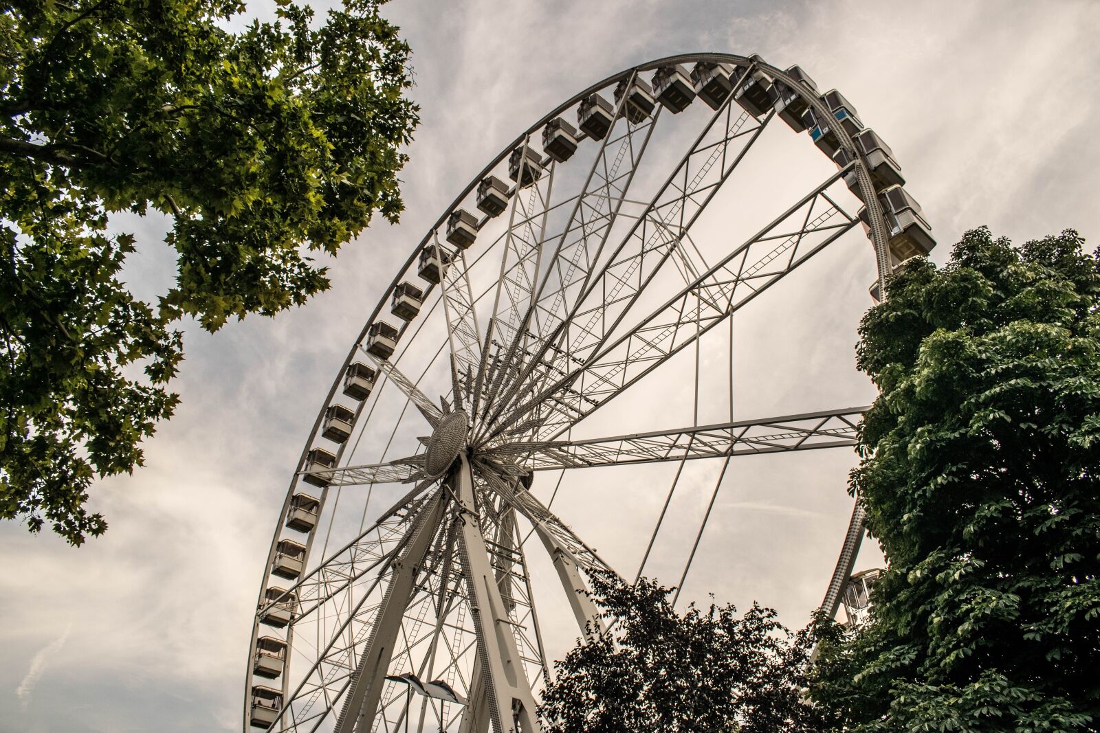 Nikon D3300 sample photo. Ferris wheel, budapest eye photography
