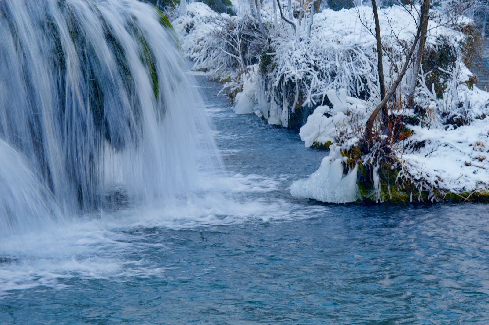Nikon D3200 sample photo. Cascade, ice, water photography