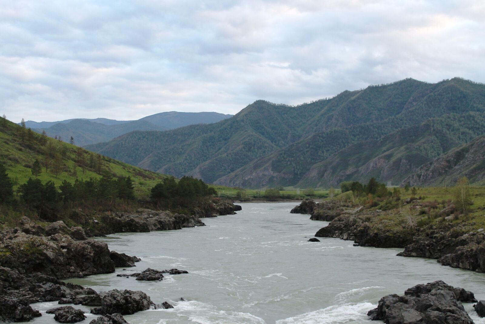 Canon EOS 1100D (EOS Rebel T3 / EOS Kiss X50) sample photo. Altai, mountains, river photography