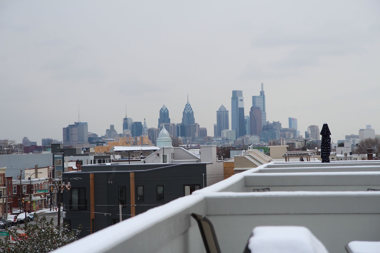 Canon EOS 600D (Rebel EOS T3i / EOS Kiss X5) sample photo. City, philly, phil photography