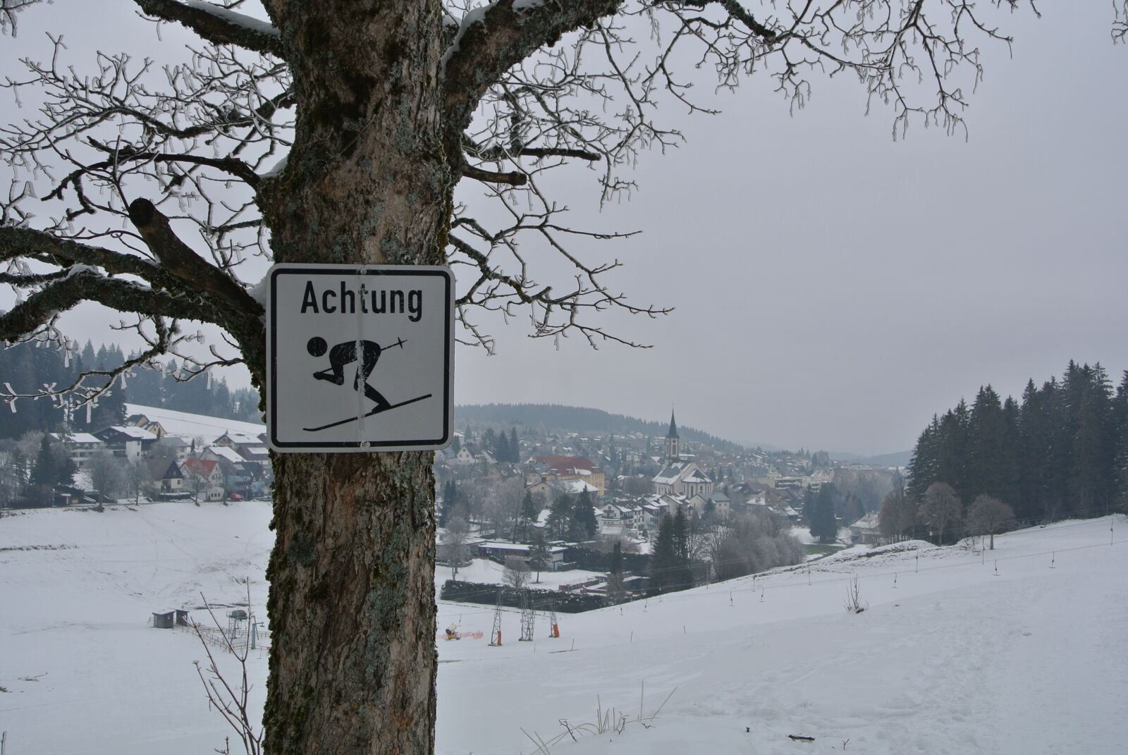 Nikon 1 Nikkor VR 10-30mm F3.5-5.6 sample photo. Skiing, germany, black forest photography