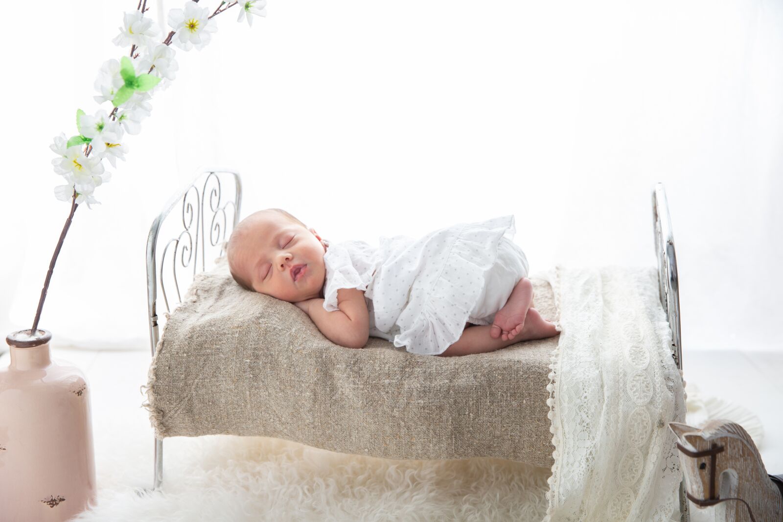 Canon EOS 5D Mark III sample photo. Baby, bed, child photography