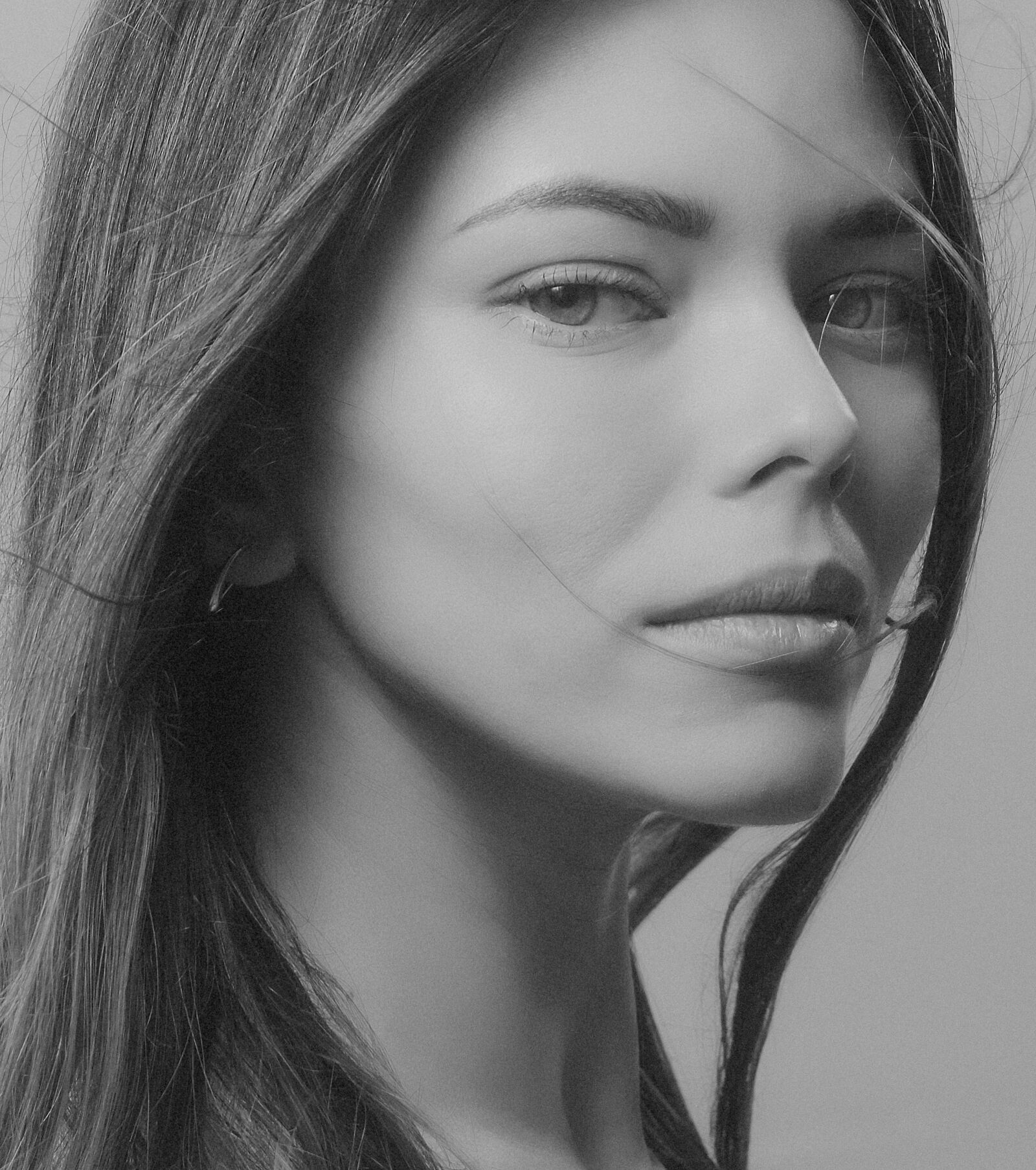 Nikon D5300 sample photo. Girl, studio, monochrome photography