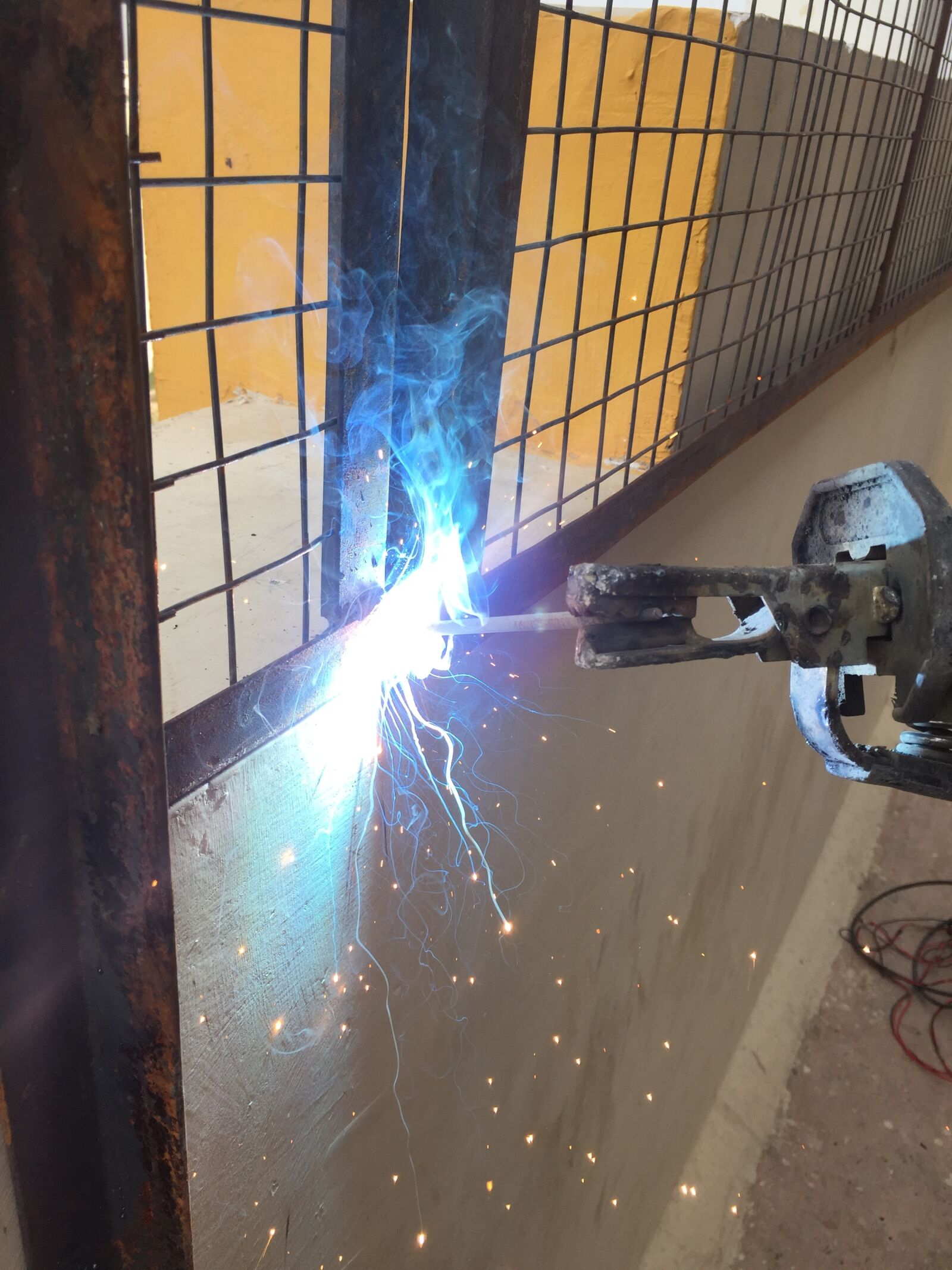 Apple iPhone 6 sample photo. Welding photography