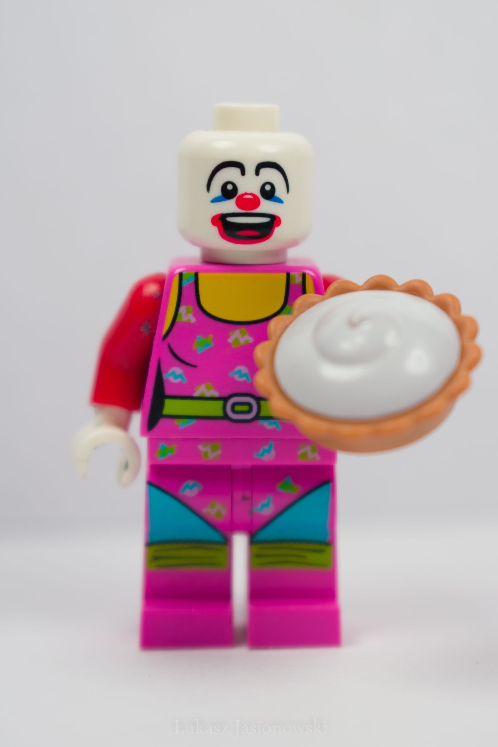 Nikon D3400 sample photo. Lego, minifigurka, lego city photography