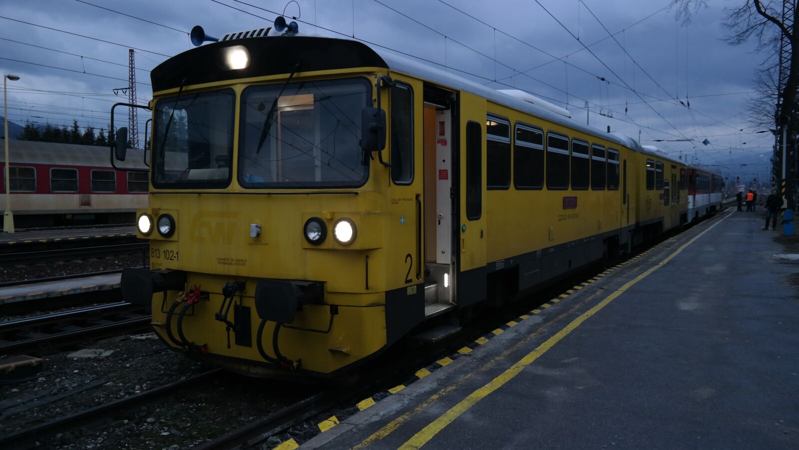 Samsung NX300 sample photo. Train, slovakia, railway photography