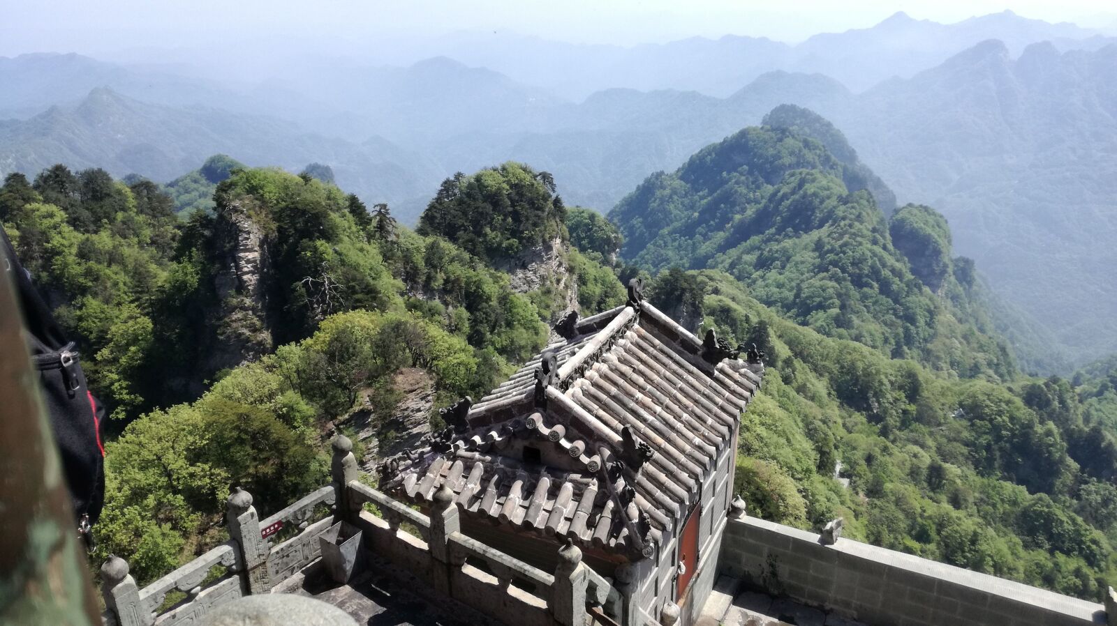 HUAWEI P9 LITE sample photo. Temple, landscape, china photography