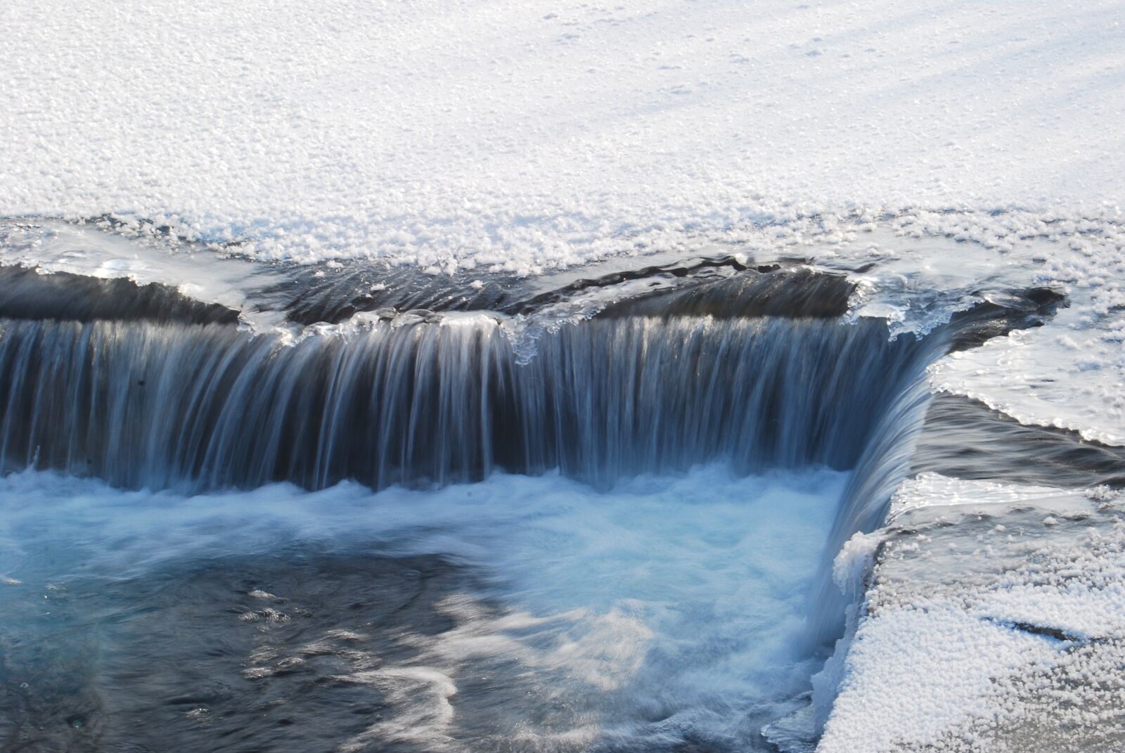 Nikon D40X sample photo. River, ice, frozen river photography