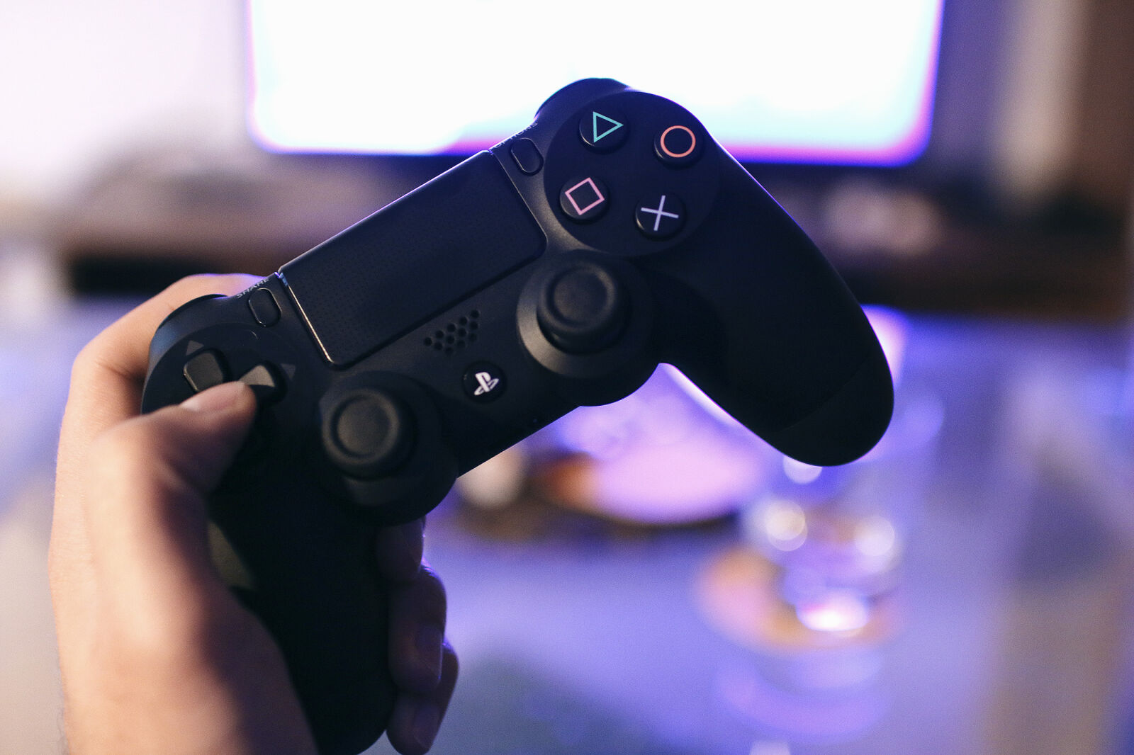 Sigma 30mm F1.4 EX DC HSM sample photo. Console, controller, gamer, gaming photography