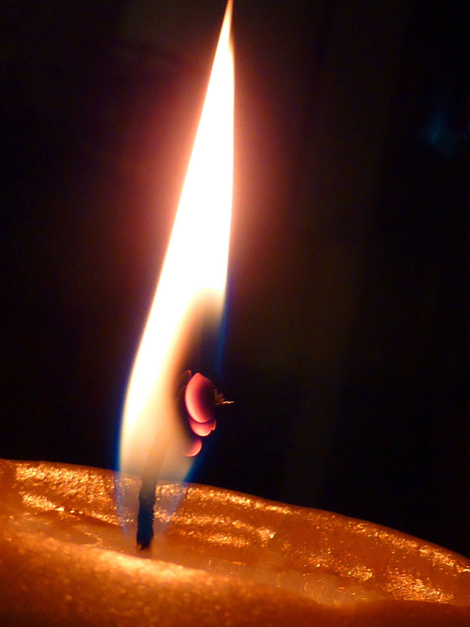 Panasonic DMC-TZ7 sample photo. Candle, candlelight, winter photography