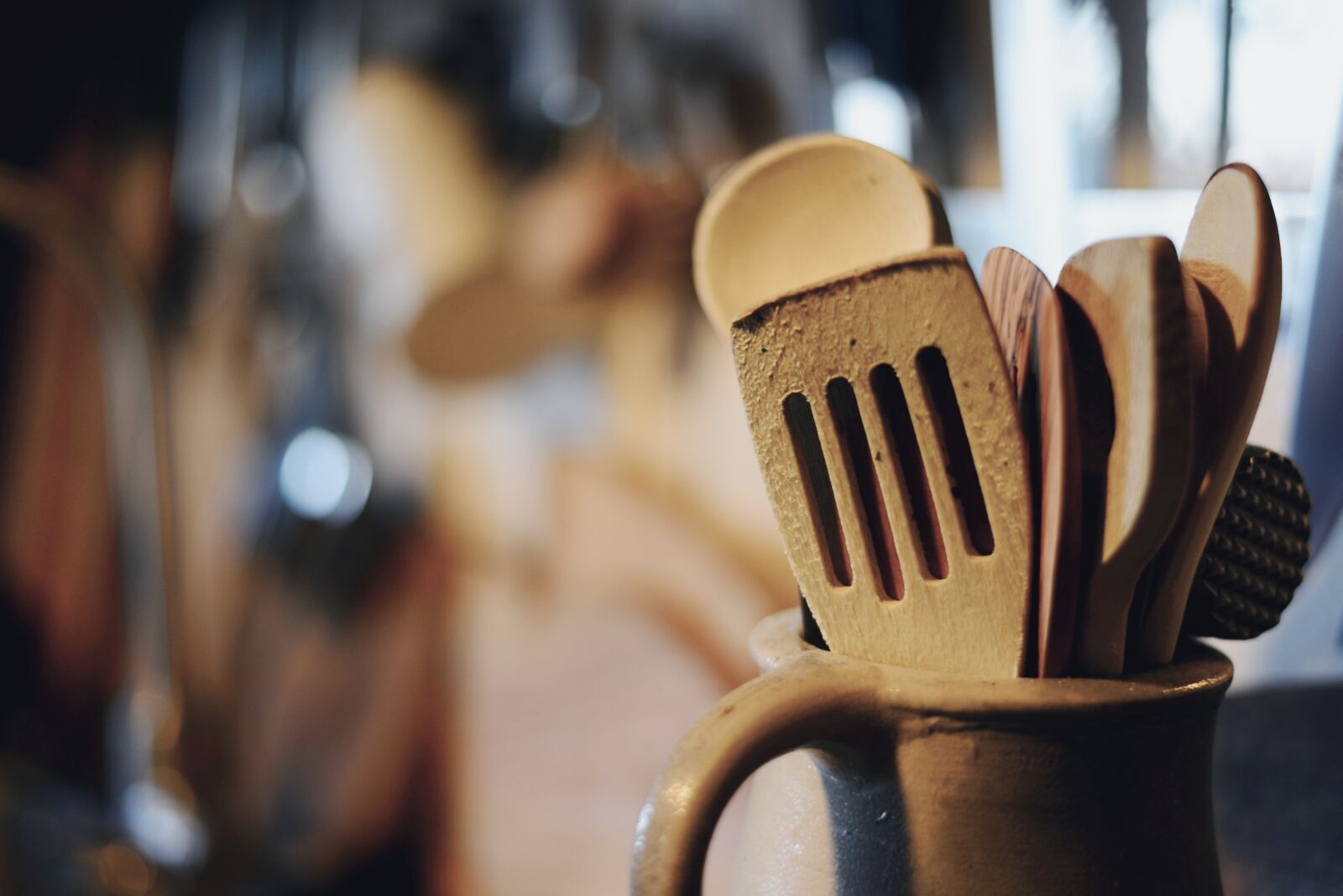 Nikon D610 sample photo. Kitchen utensils, wooden spoon photography