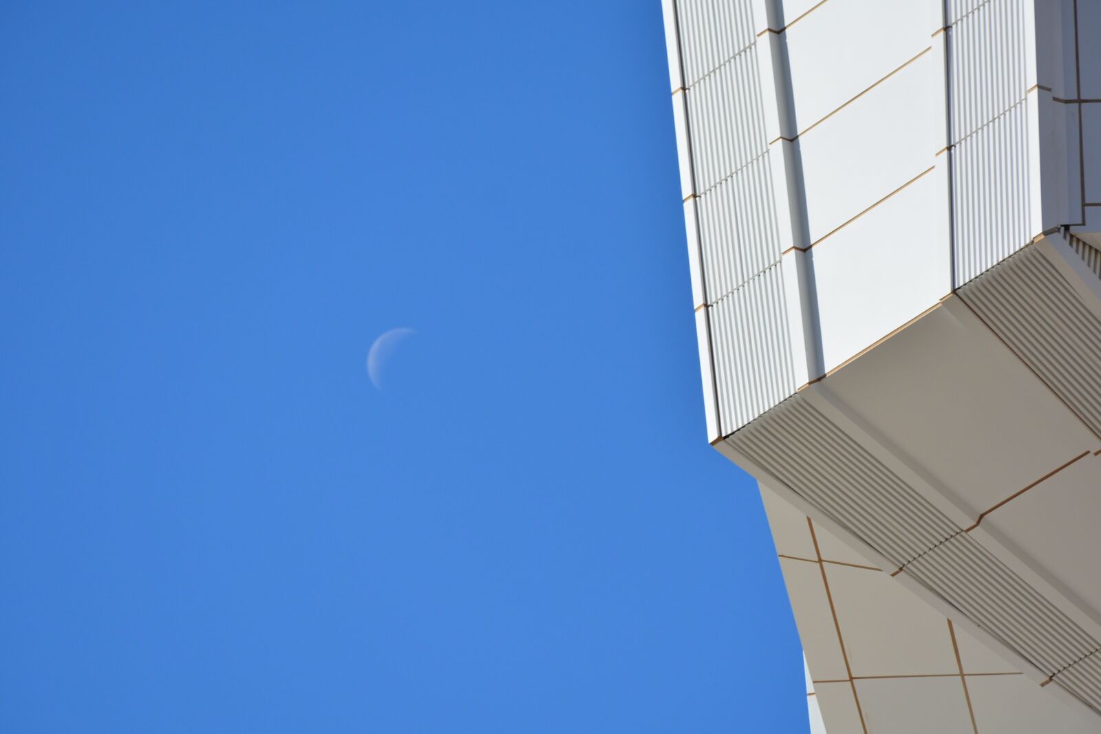 Nikon D7100 sample photo. Moon, tower, construction photography