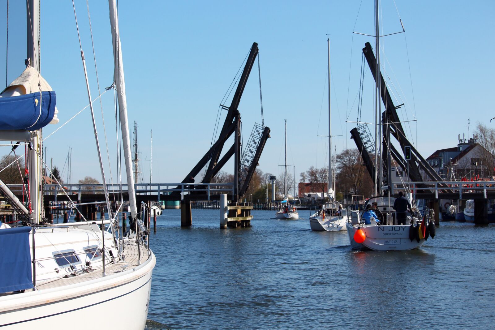 Canon EOS 700D (EOS Rebel T5i / EOS Kiss X7i) sample photo. Greifswald, wieck, wooden bridge photography