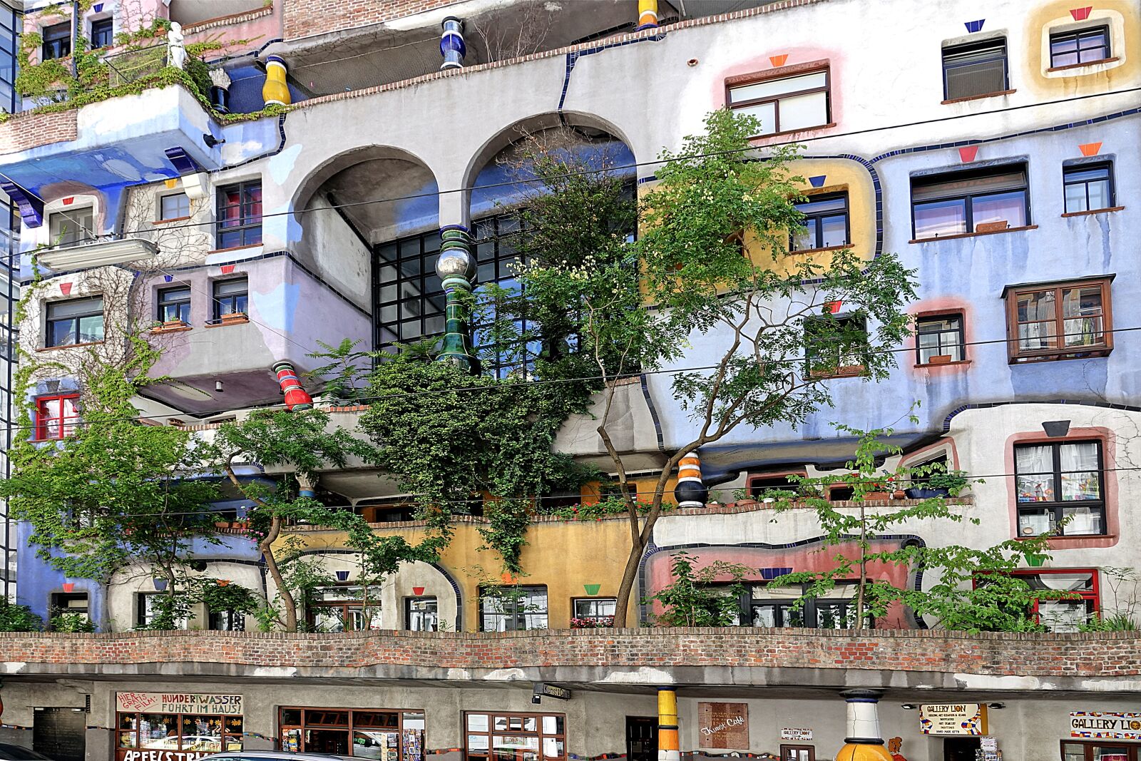 Sony Cyber-shot DSC-RX10 III sample photo. Vienna, hundertwasser, art photography