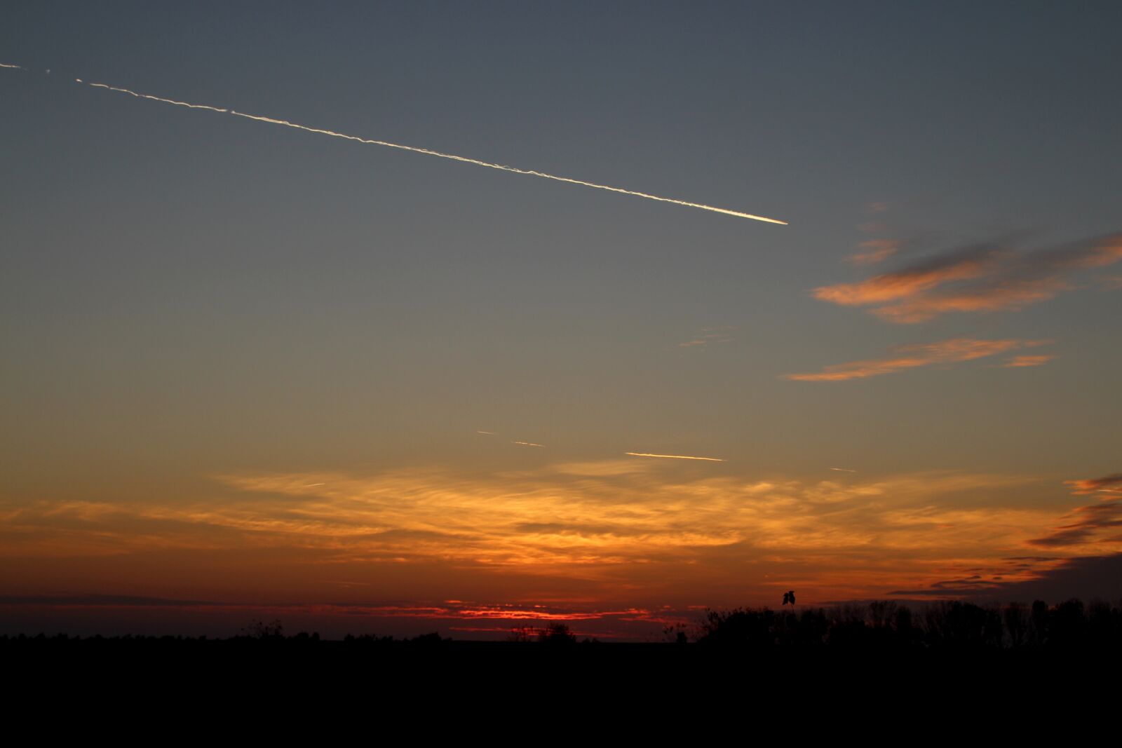 Canon EOS 700D (EOS Rebel T5i / EOS Kiss X7i) sample photo. Sunset, sky, cloud photography