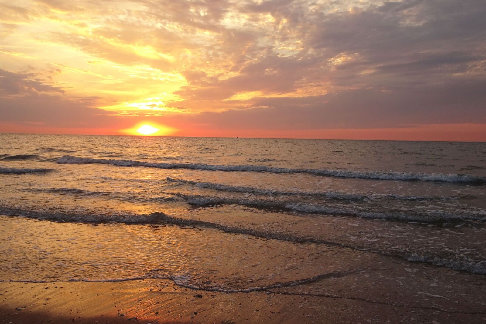 Sony DSC-HX90 sample photo. Sunset, sea, sun photography