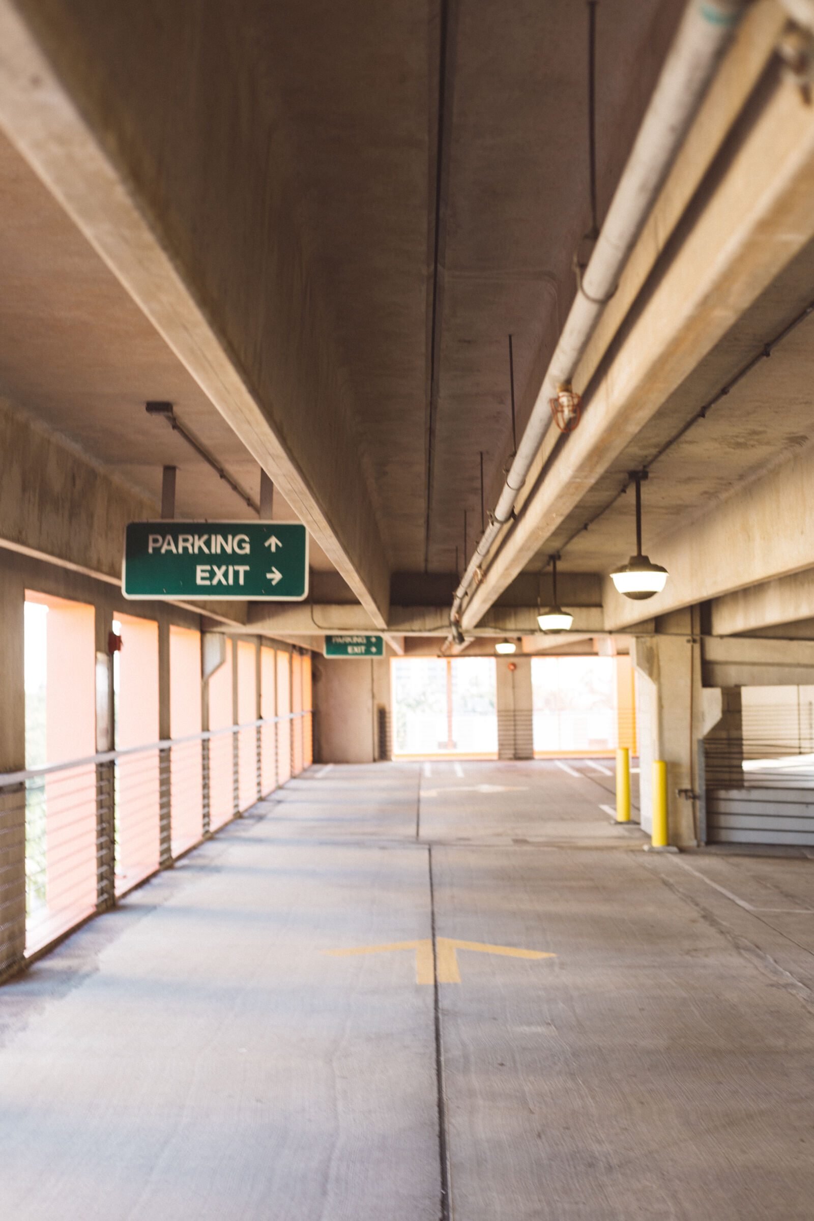 Canon EOS 6D + Canon EF 50mm F1.8 STM sample photo. Architecture, building, ceiling, city photography