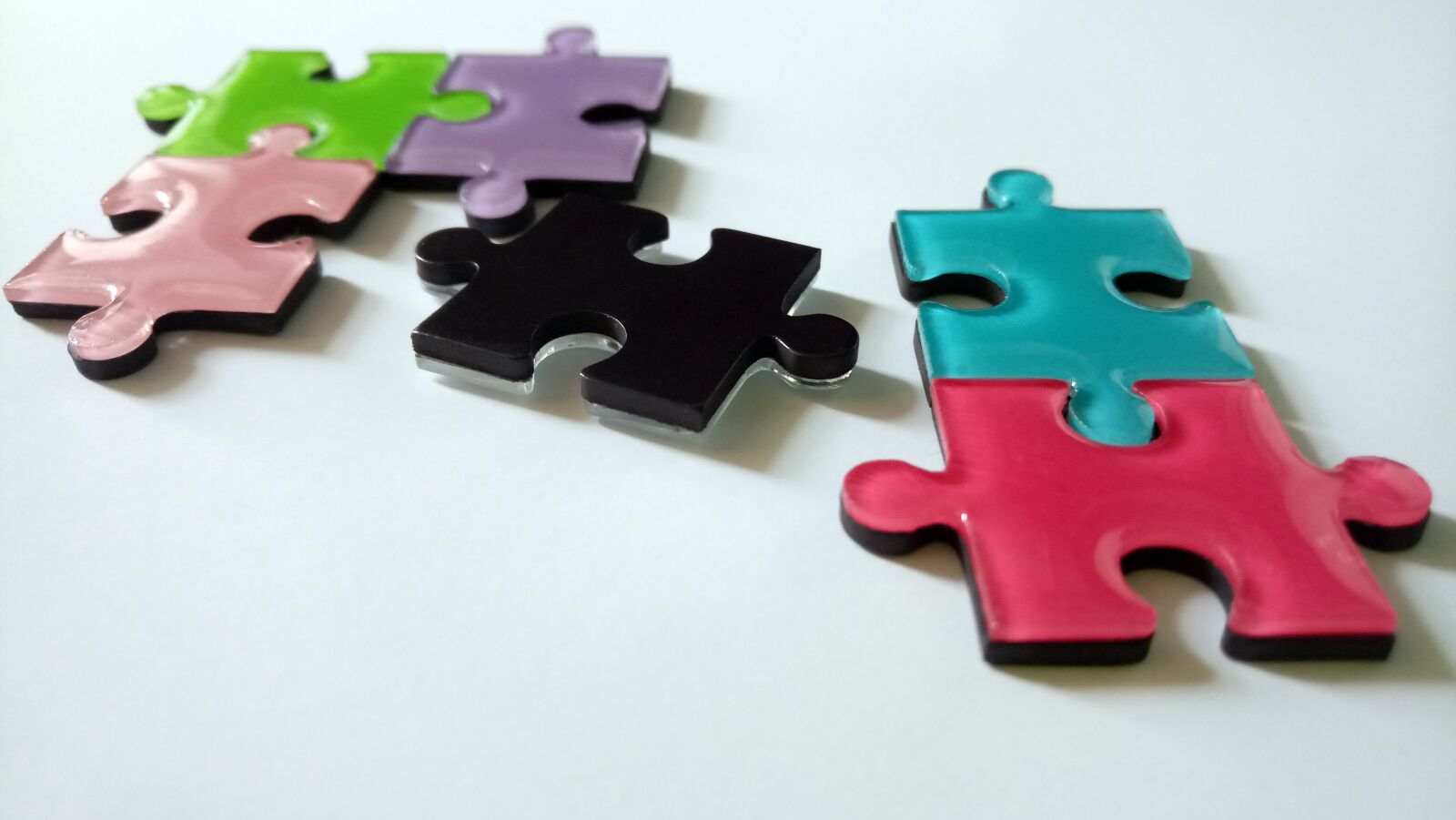 SHIFT 6M sample photo. Puzzle, cooperation, outsider photography