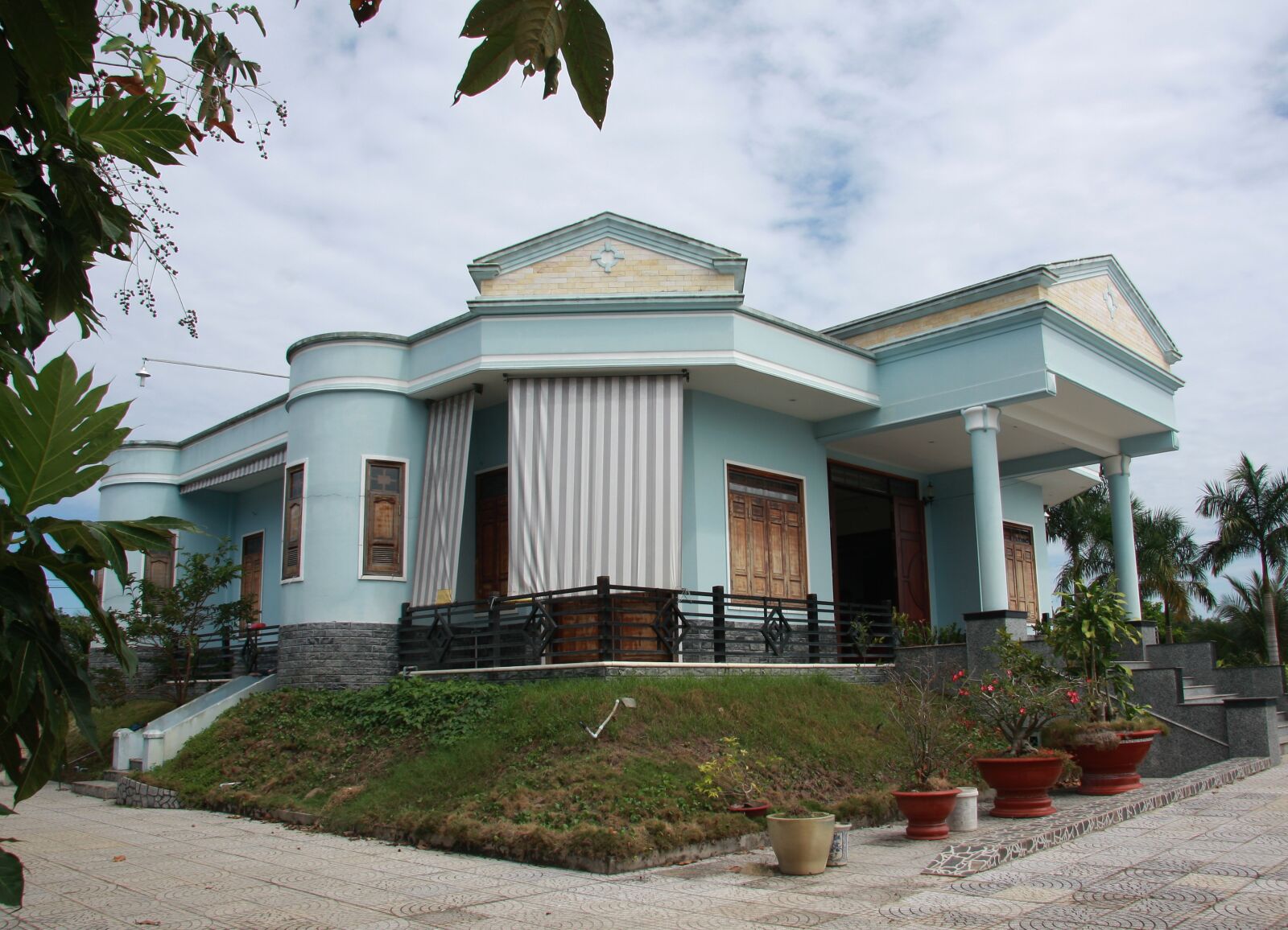 Canon EOS 40D sample photo. Vietnam, old house, tay photography