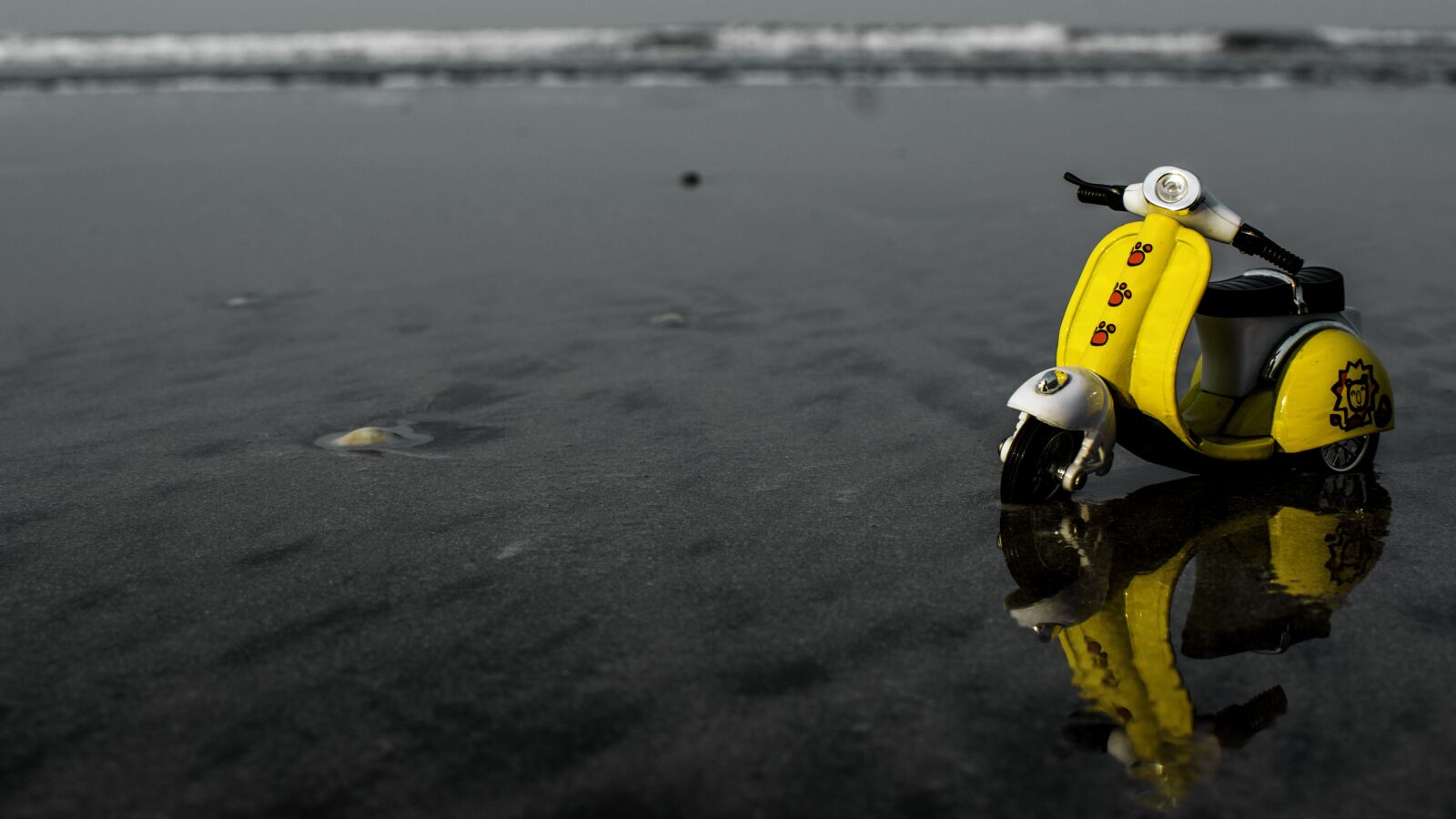 Nikon D5200 sample photo. Water, seashore, sea photography