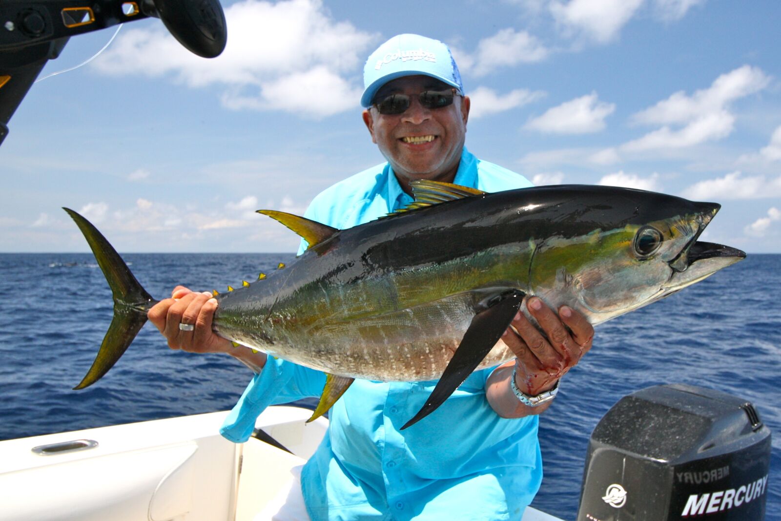 Canon EOS 1000D (EOS Digital Rebel XS / EOS Kiss F) sample photo. Fishing, ocean, ocean fishing photography