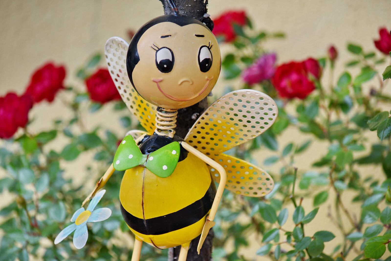 Nikon D5500 sample photo. Honeybee, metal, toy, vintage photography