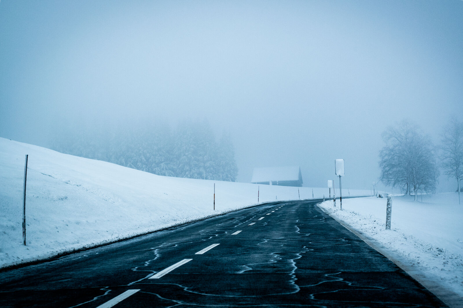 Nikon D5300 sample photo. Asphalt, cold, fog, foggy photography