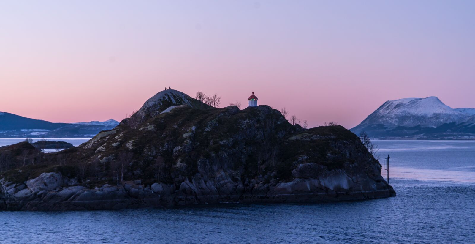 Sony a7R II sample photo. Norway, coast, lighthouse photography