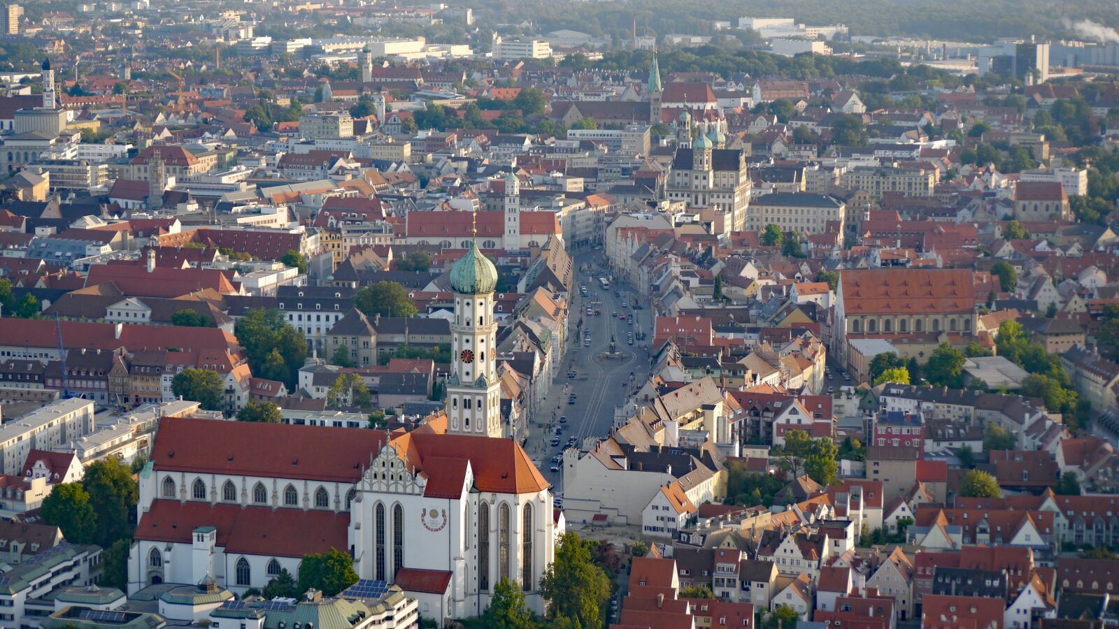 Panasonic Lumix DMC-G5 sample photo. Augsburg, church, architecture photography