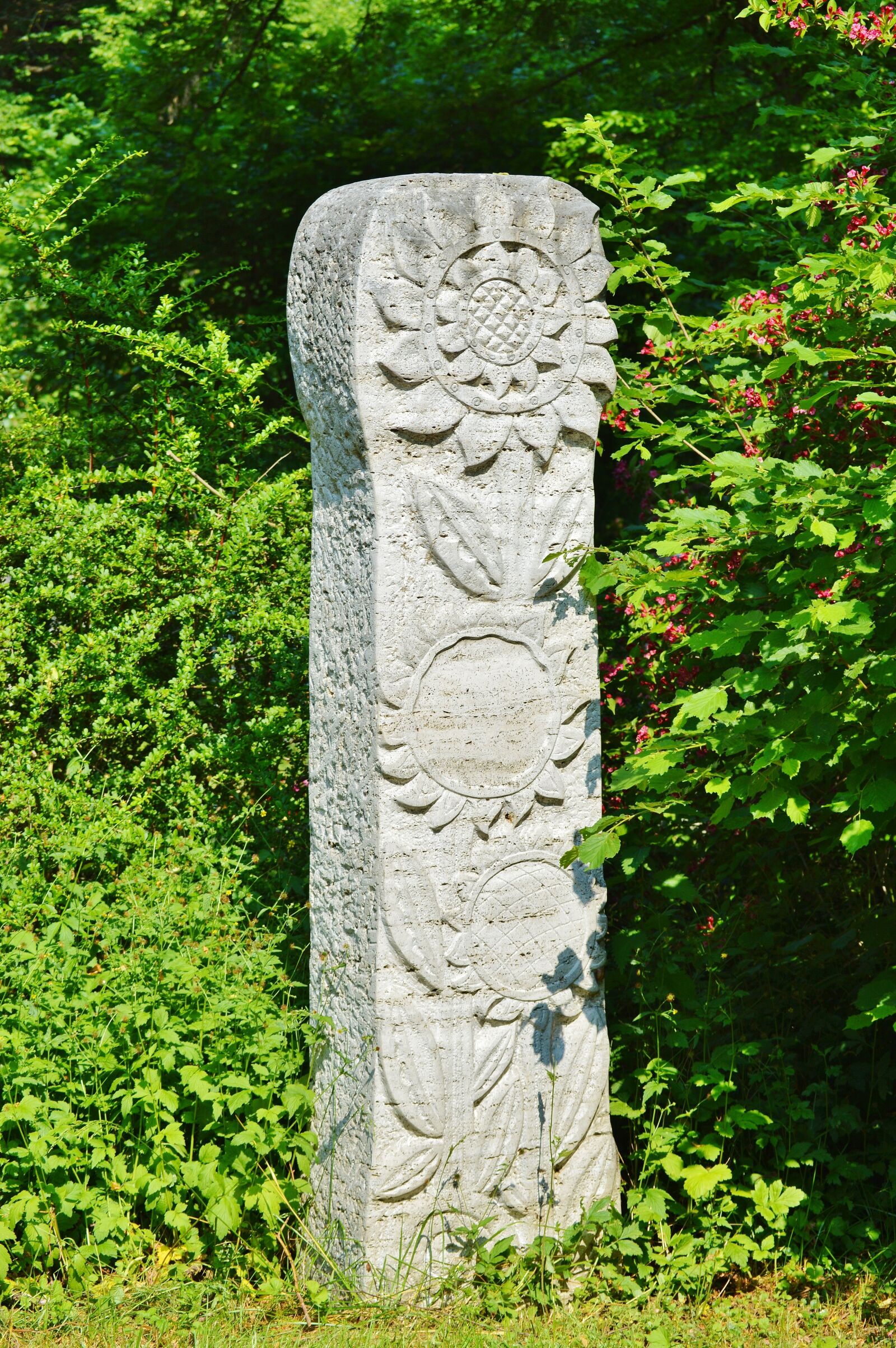 Nikon D3200 sample photo. Sculpture, stone figure, stone photography