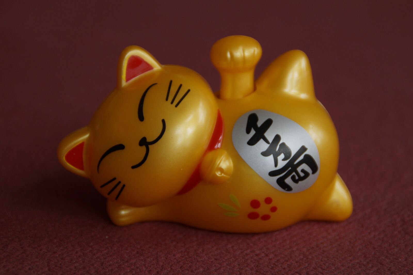 Sony SLT-A58 sample photo. Lucky cat, lucky charm photography