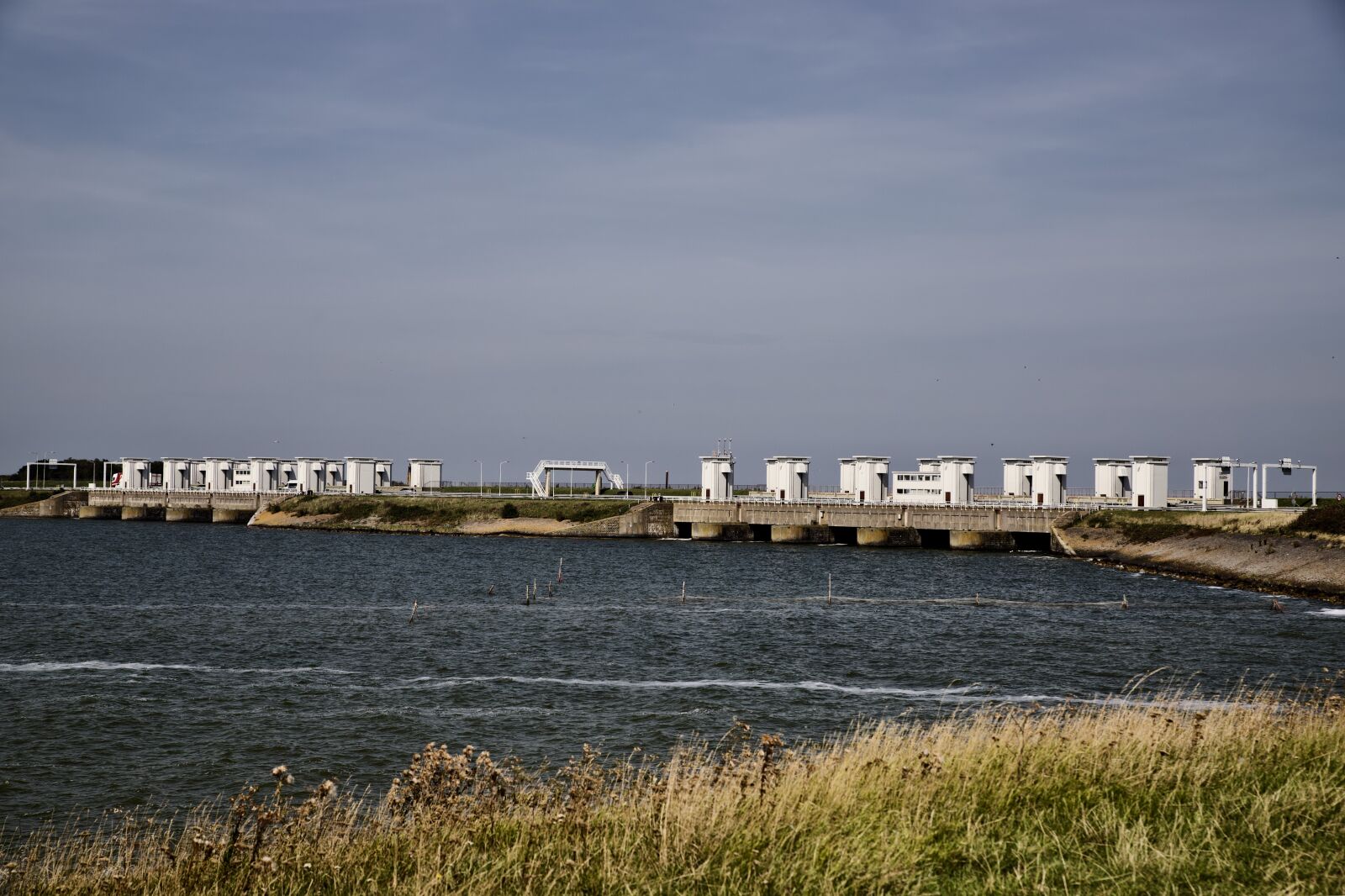 Canon EOS 6D Mark II sample photo. Enclosing dyke, friesland, weir photography