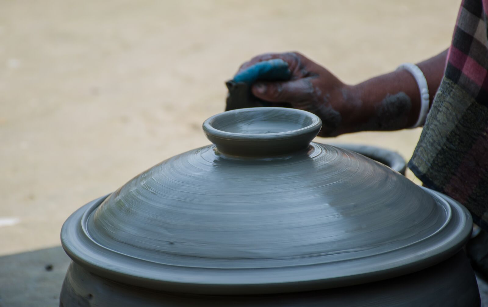 Nikon D7000 sample photo. Made, soil, pot photography