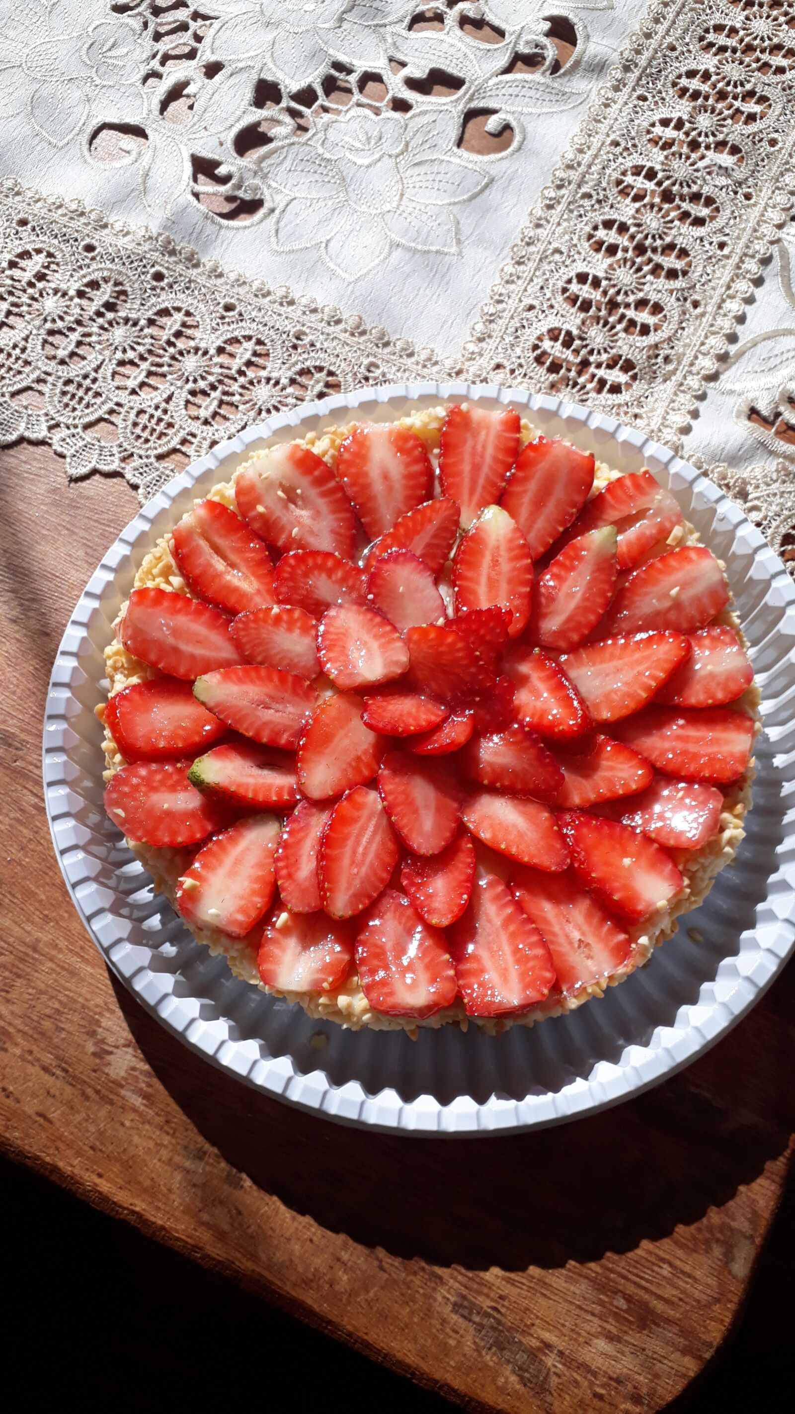 Samsung Galaxy J7 Prime sample photo. Pie, strawberry, sweet photography