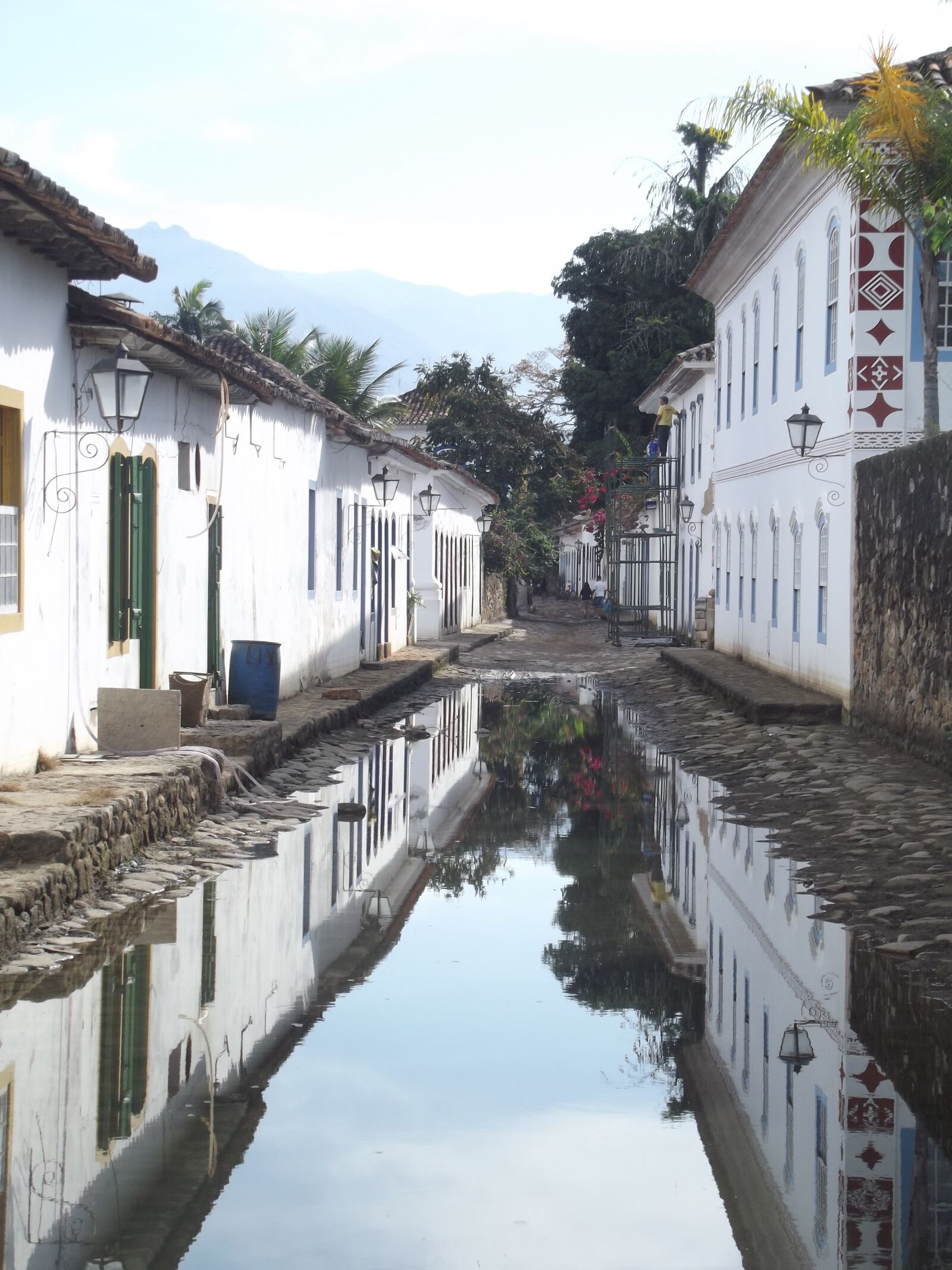 FujiFilm FinePix S2950 (FinePix S2990) sample photo. Paraty, church, brazil photography
