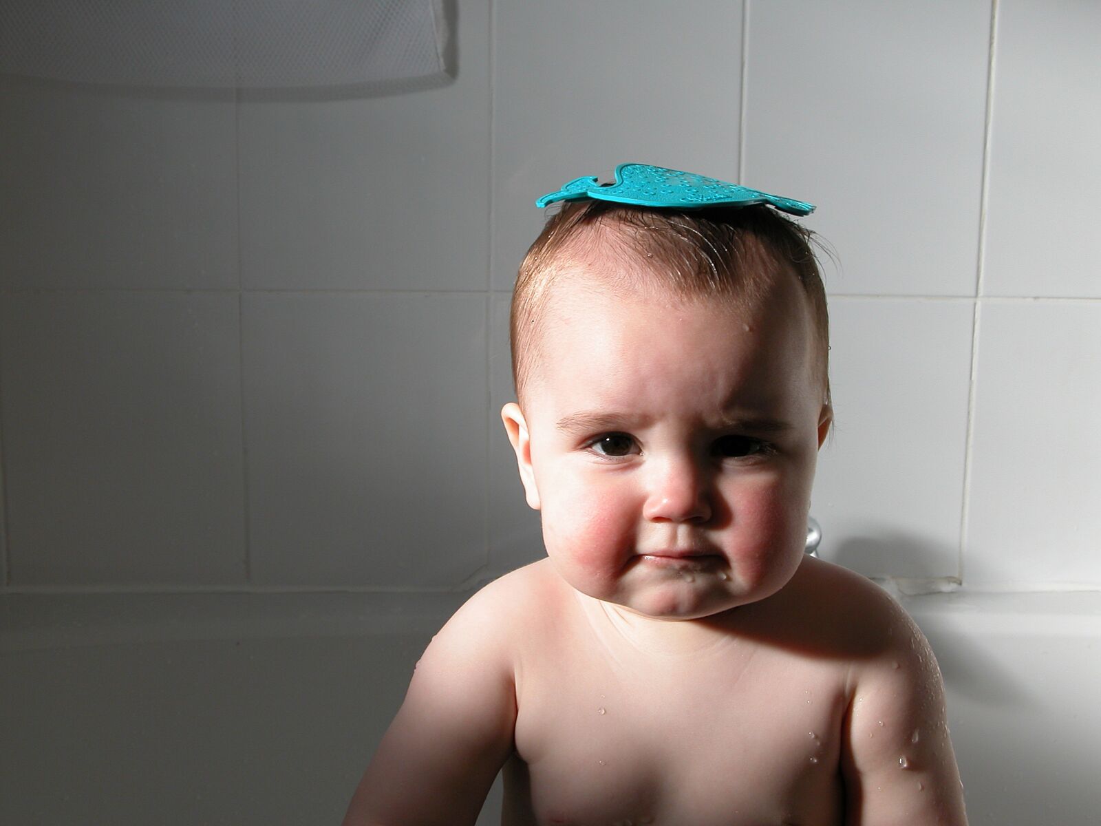Nikon E5700 sample photo. Bath, baby, cute photography