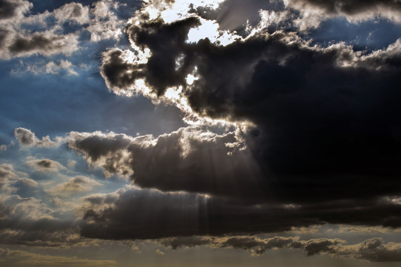 Nikon D3300 sample photo. Clouds, sky, sunlight photography