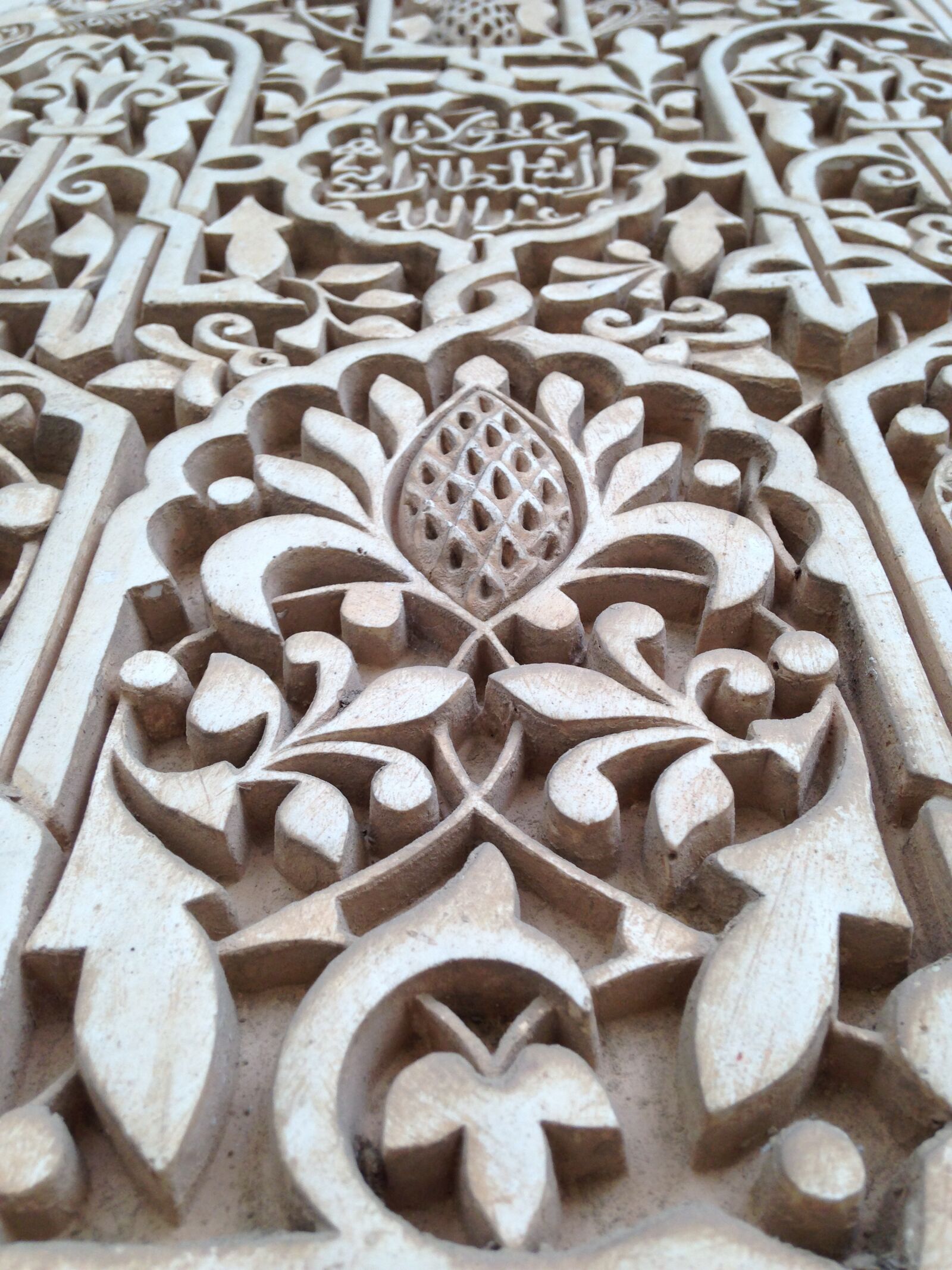 Apple iPhone 5 sample photo. Alhambra, granada, building photography