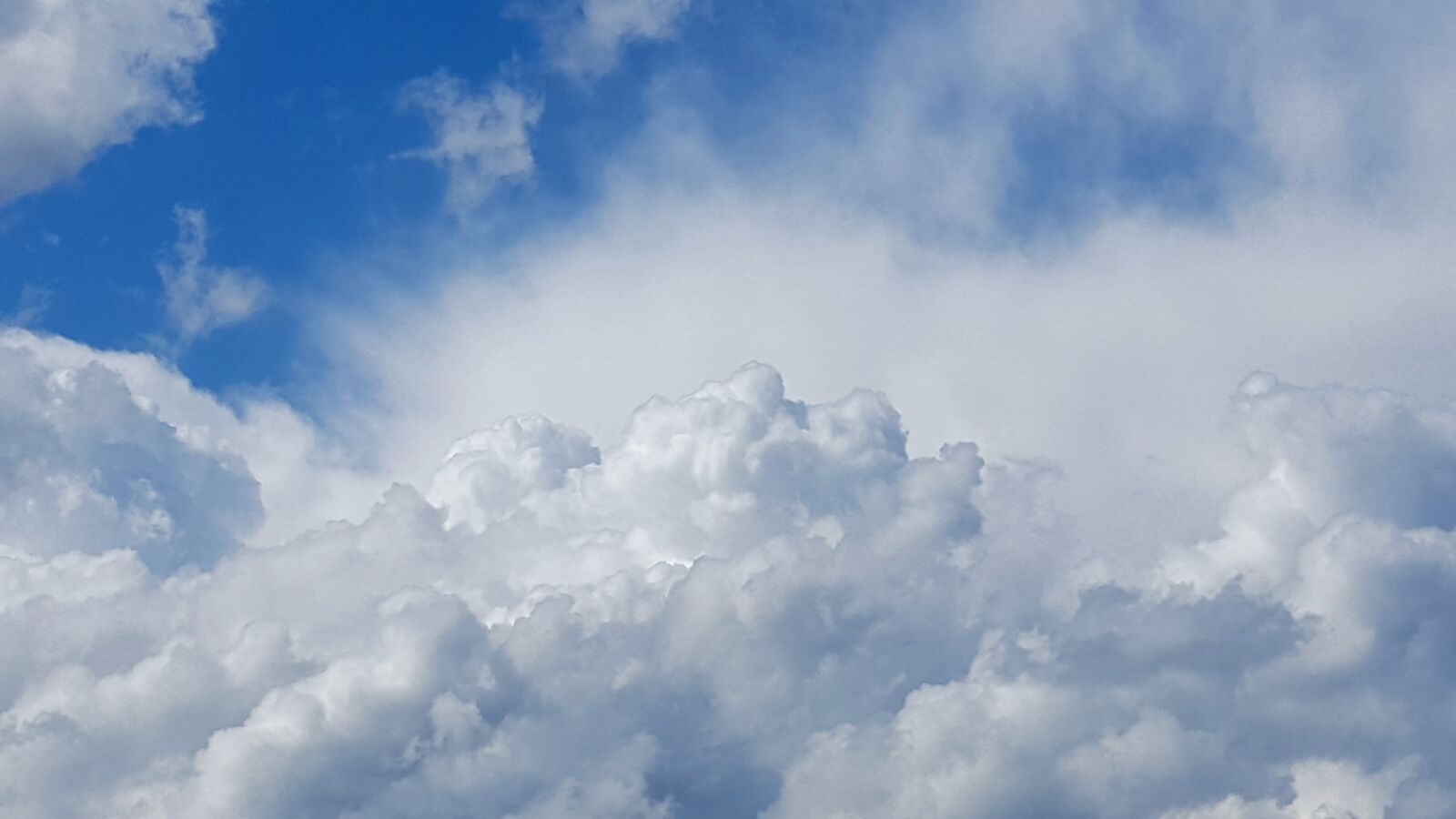 Samsung GALAXY S6 edge sample photo. Clouds, sky, blue photography