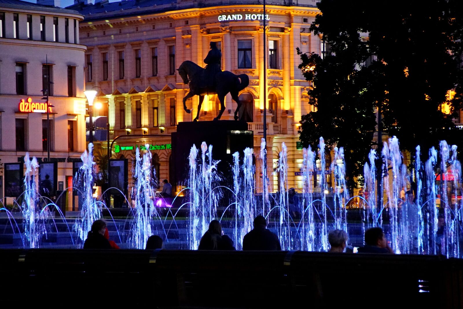 Sony DT 18-200mm F3.5-6.3 sample photo. Children's literature, lublin, poland photography