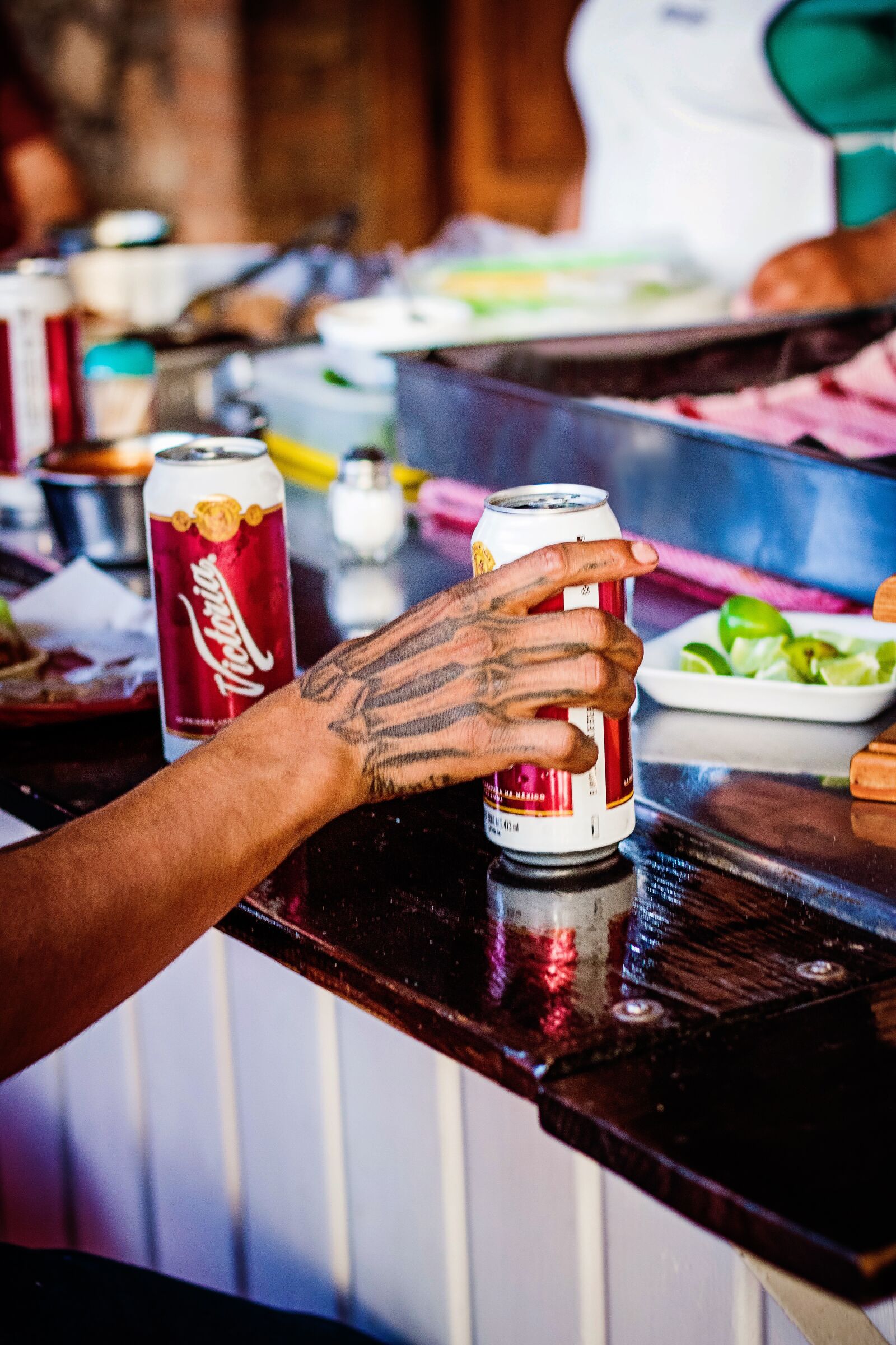 Canon EOS 760D (EOS Rebel T6s / EOS 8000D) + Canon EF 50mm F1.8 STM sample photo. Beer, mexico, tattoo photography