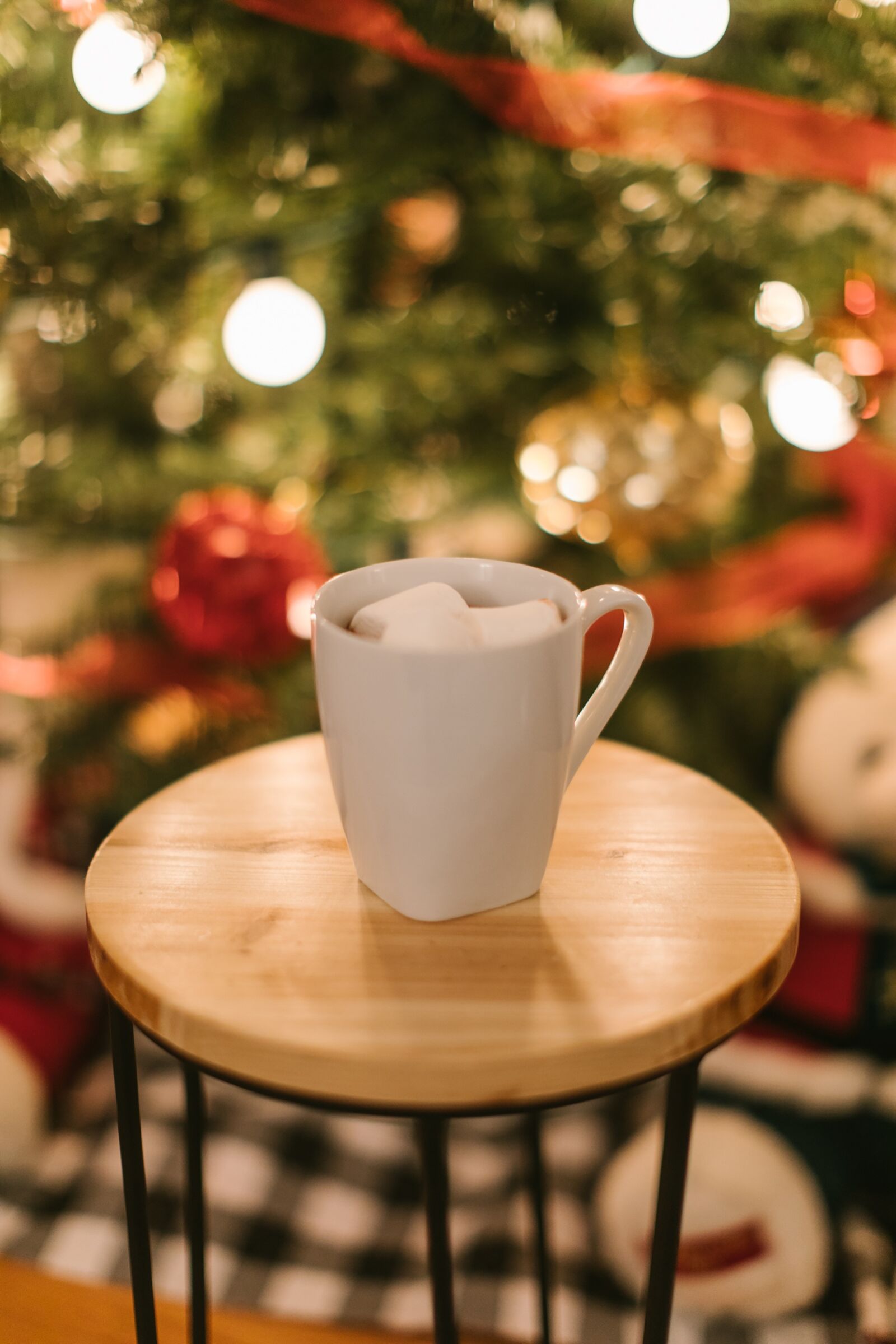 Canon EF 50mm F1.2L USM sample photo. Christmas, hot chocolate, christmas photography