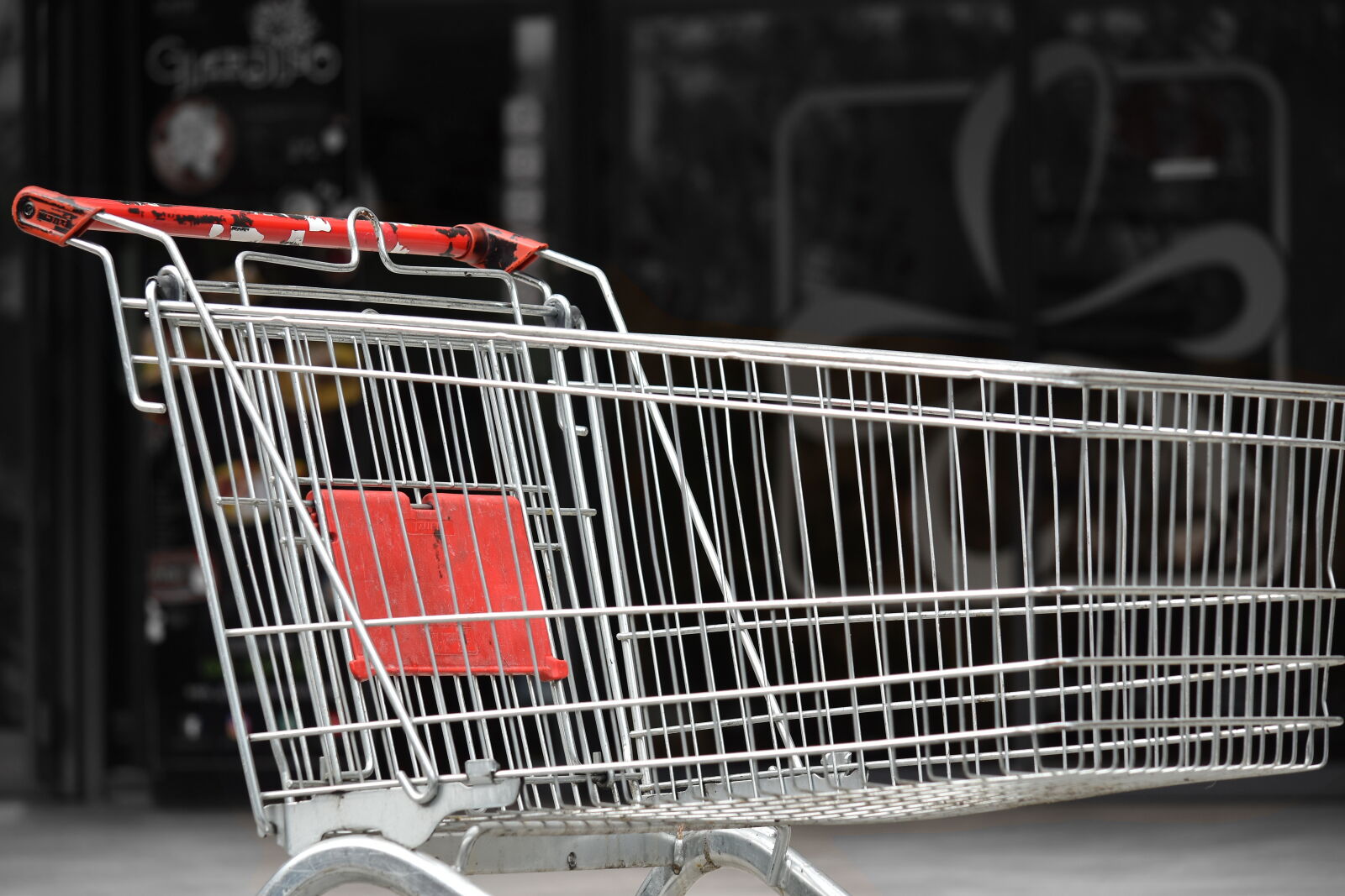 Nikon D5500 sample photo. Cart, handcart, shopping, container photography