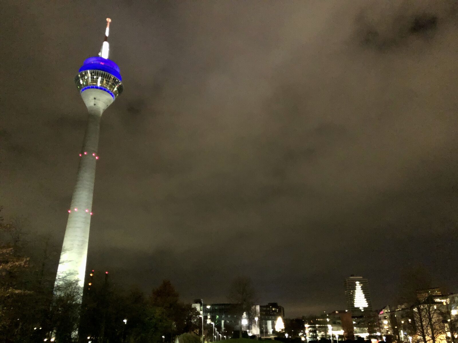 iPhone X back dual camera 4mm f/1.8 sample photo. Rhine tower, d sseldorf photography