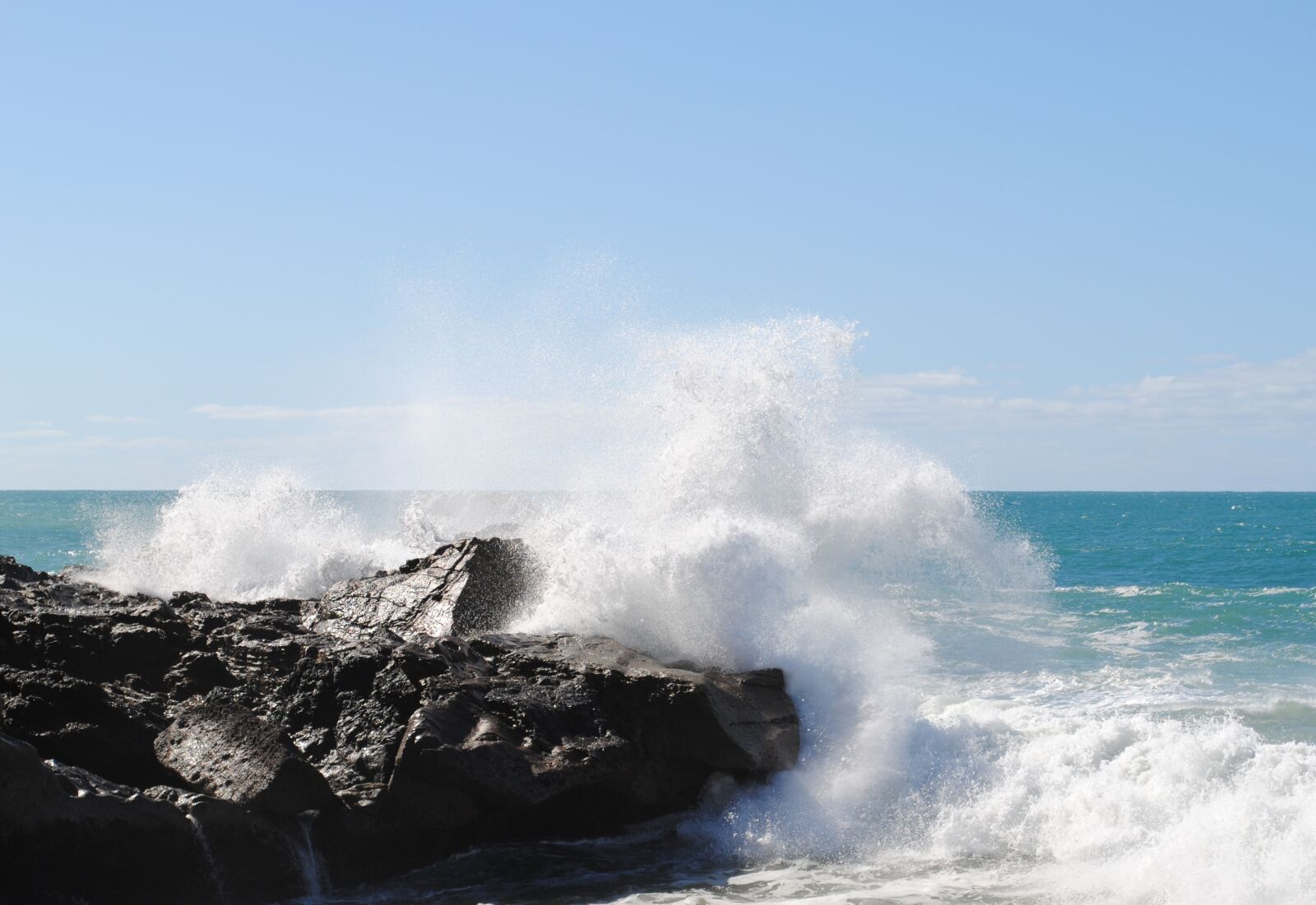 Nikon D3000 sample photo. Wave, fuerteventura, coast photography