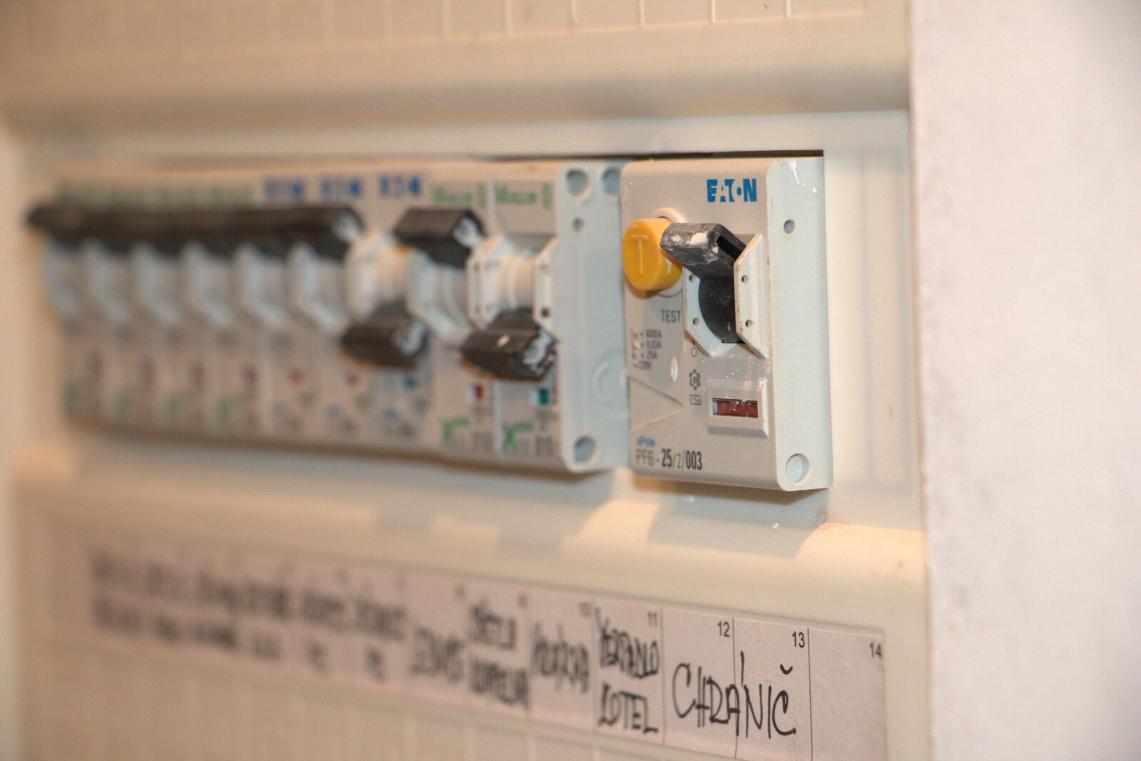 Canon EOS 70D sample photo. Fuses, electricity, energy photography
